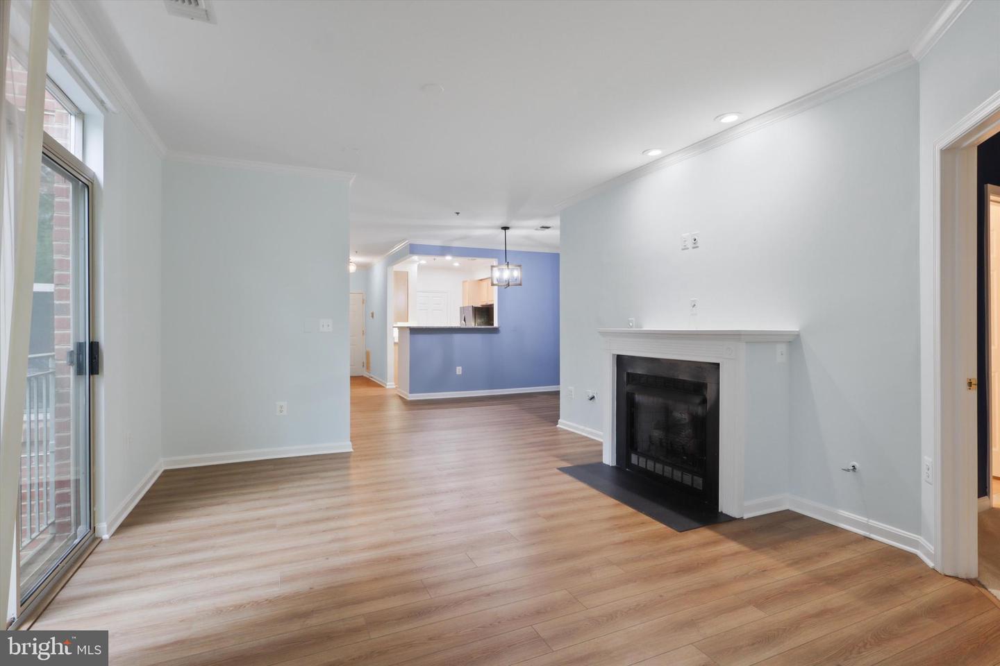 1860 STRATFORD PARK PL #202, RESTON, Virginia 20190, 2 Bedrooms Bedrooms, ,2 BathroomsBathrooms,Residential,For sale,1860 STRATFORD PARK PL #202,VAFX2234030 MLS # VAFX2234030