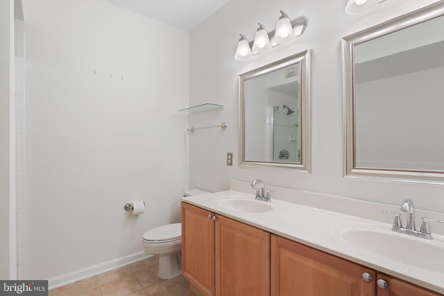 1860 STRATFORD PARK PL #202, RESTON, Virginia 20190, 2 Bedrooms Bedrooms, ,2 BathroomsBathrooms,Residential,For sale,1860 STRATFORD PARK PL #202,VAFX2234030 MLS # VAFX2234030