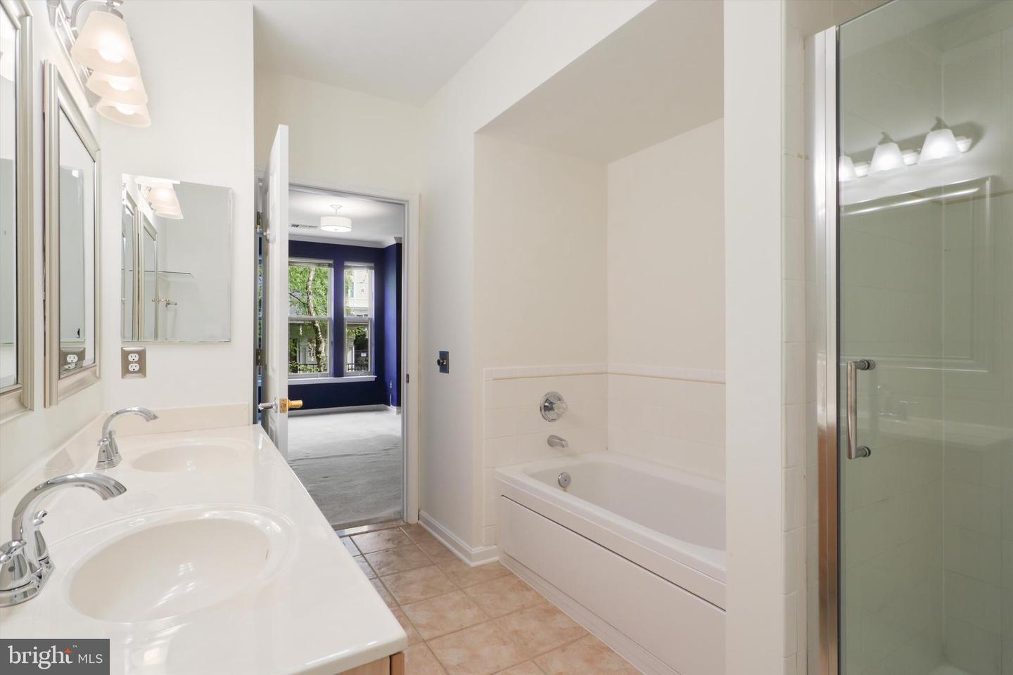 1860 STRATFORD PARK PL #202, RESTON, Virginia 20190, 2 Bedrooms Bedrooms, ,2 BathroomsBathrooms,Residential,For sale,1860 STRATFORD PARK PL #202,VAFX2234030 MLS # VAFX2234030