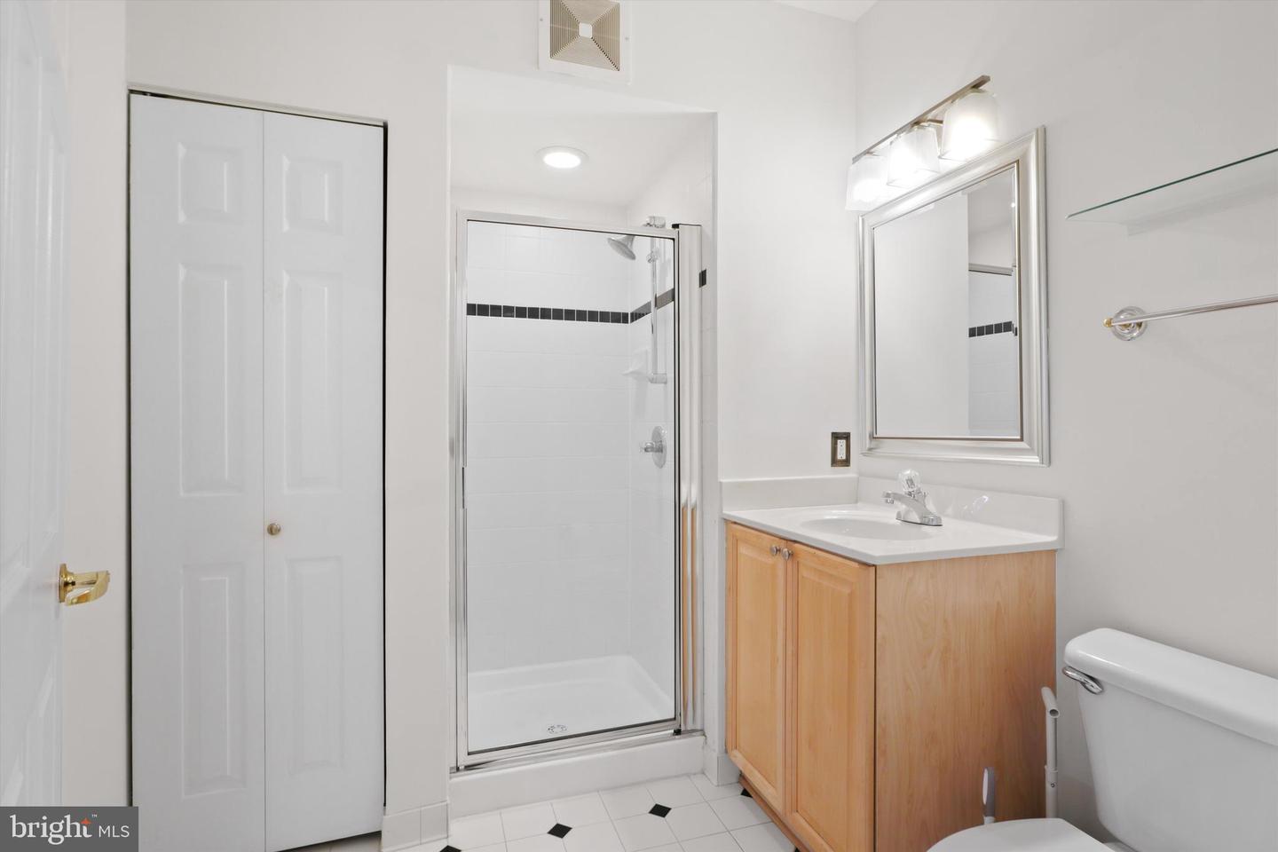 1860 STRATFORD PARK PL #202, RESTON, Virginia 20190, 2 Bedrooms Bedrooms, ,2 BathroomsBathrooms,Residential,For sale,1860 STRATFORD PARK PL #202,VAFX2234030 MLS # VAFX2234030