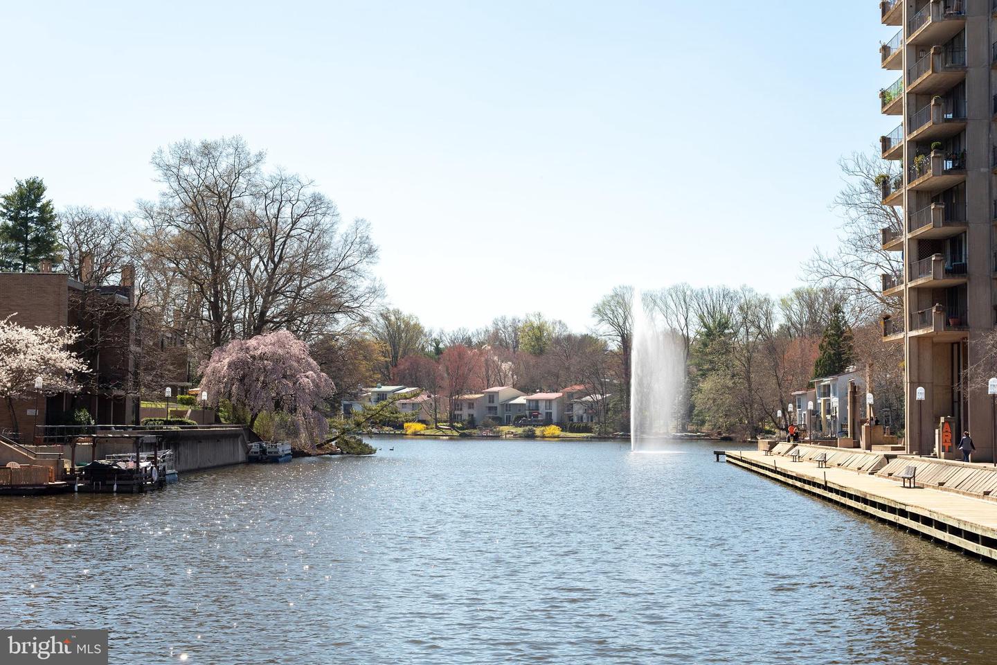 1860 STRATFORD PARK PL #202, RESTON, Virginia 20190, 2 Bedrooms Bedrooms, ,2 BathroomsBathrooms,Residential,For sale,1860 STRATFORD PARK PL #202,VAFX2234030 MLS # VAFX2234030