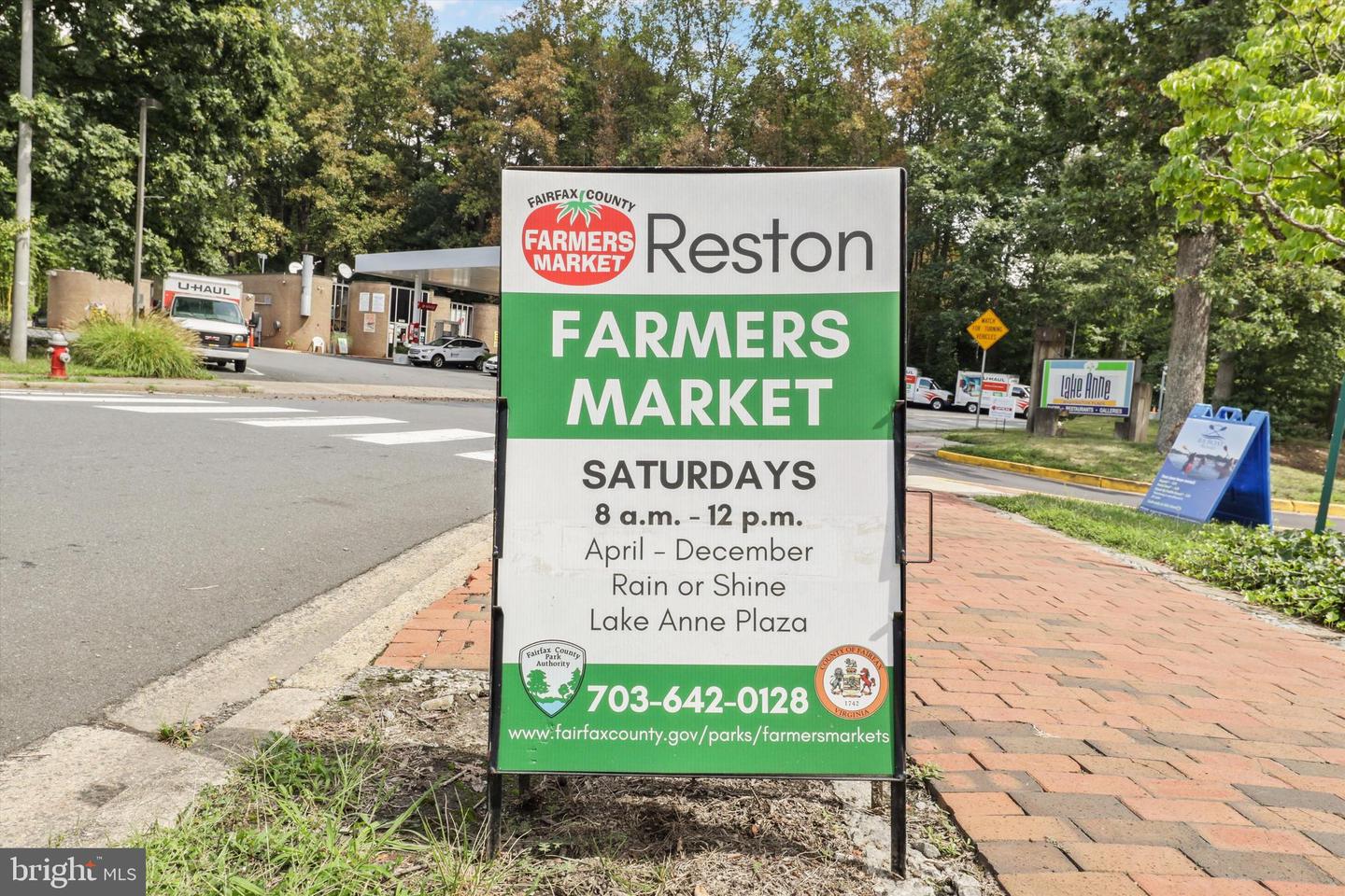 1860 STRATFORD PARK PL #202, RESTON, Virginia 20190, 2 Bedrooms Bedrooms, ,2 BathroomsBathrooms,Residential,For sale,1860 STRATFORD PARK PL #202,VAFX2234030 MLS # VAFX2234030