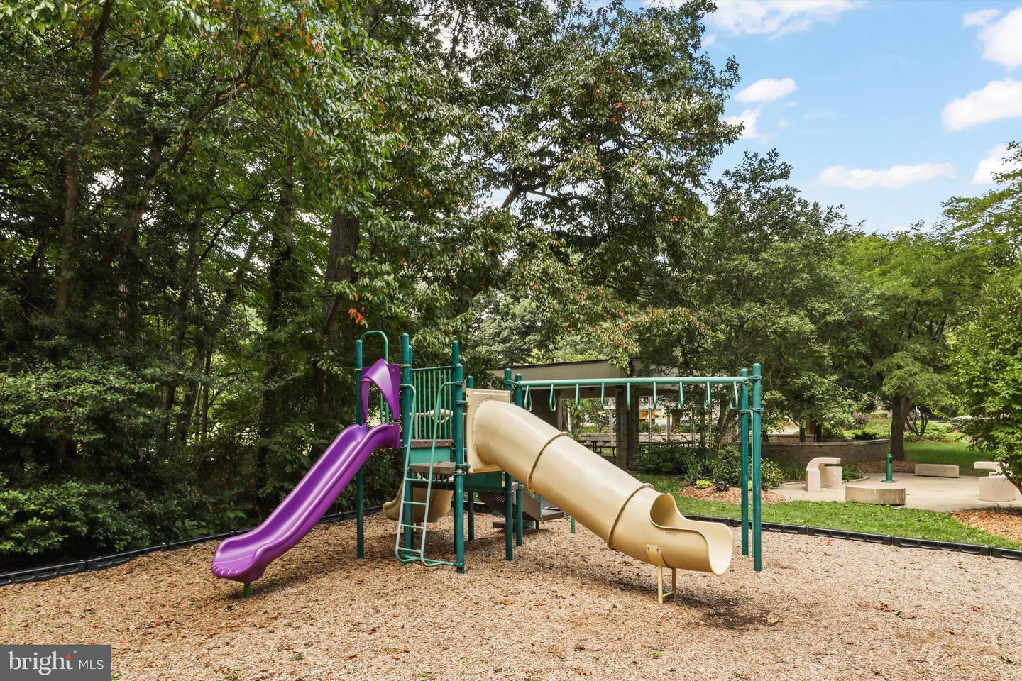 1860 STRATFORD PARK PL #202, RESTON, Virginia 20190, 2 Bedrooms Bedrooms, ,2 BathroomsBathrooms,Residential,For sale,1860 STRATFORD PARK PL #202,VAFX2234030 MLS # VAFX2234030