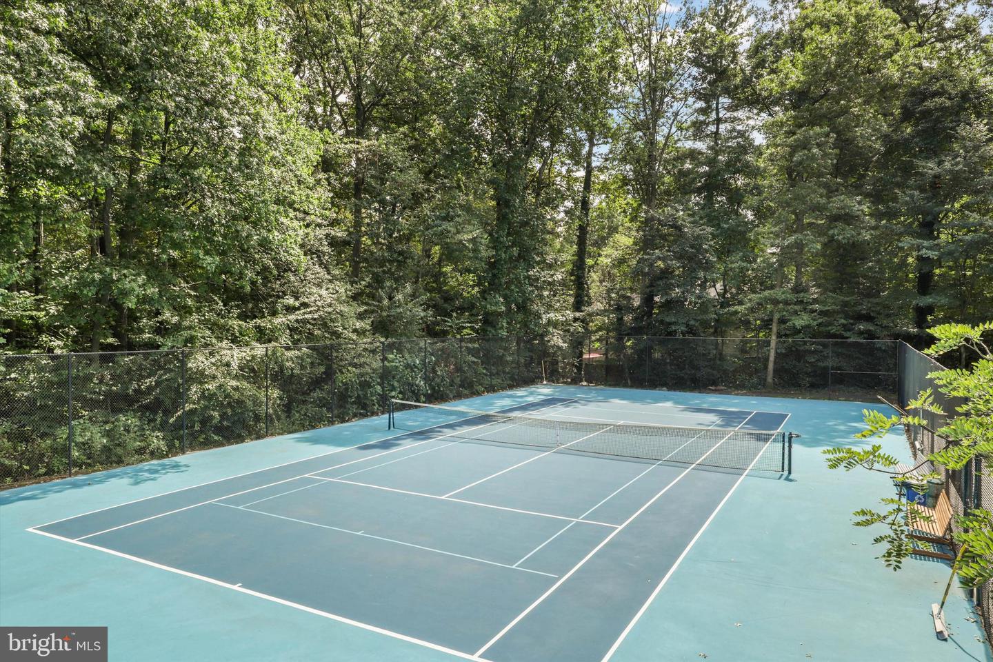 1860 STRATFORD PARK PL #202, RESTON, Virginia 20190, 2 Bedrooms Bedrooms, ,2 BathroomsBathrooms,Residential,For sale,1860 STRATFORD PARK PL #202,VAFX2234030 MLS # VAFX2234030