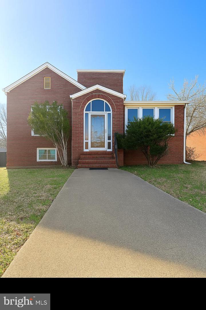 5608 1ST ST NE, WASHINGTON, District Of Columbia 20011, 3 Bedrooms Bedrooms, ,2 BathroomsBathrooms,Residential,For sale,5608 1ST ST NE,DCDC2195540 MLS # DCDC2195540