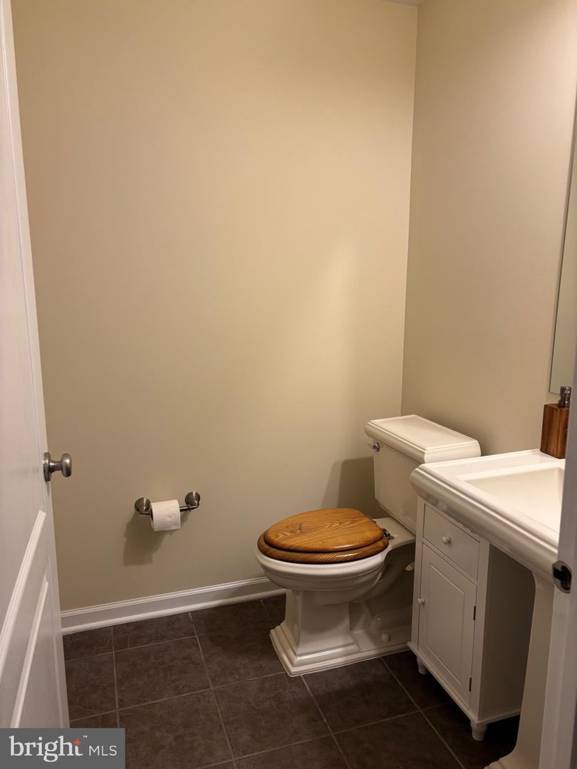 15446 PAINTERS COVE WAY, HAYMARKET, Virginia 20169, 3 Bedrooms Bedrooms, ,2 BathroomsBathrooms,Residential,For sale,15446 PAINTERS COVE WAY,VAPW2092036 MLS # VAPW2092036