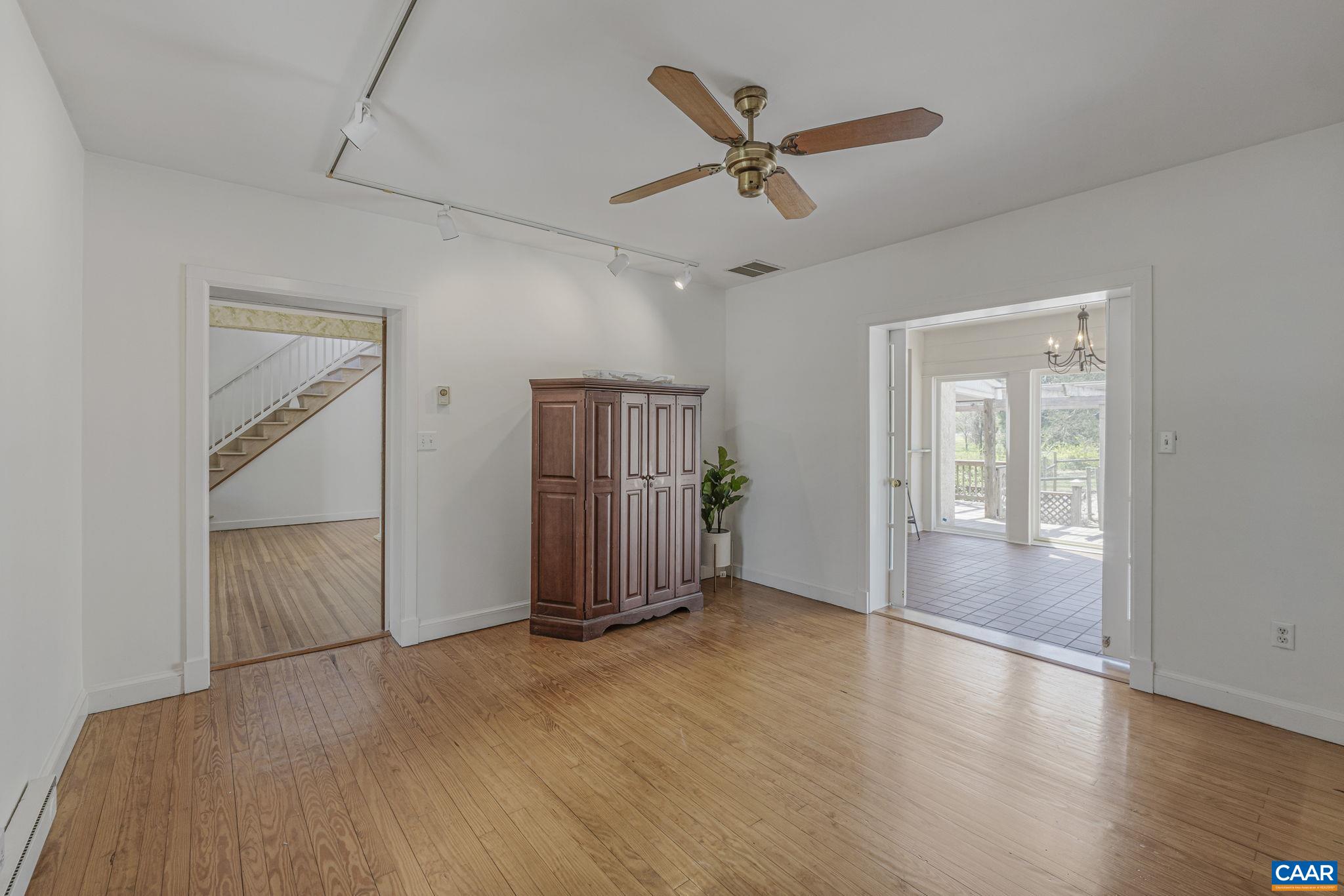 525 DEBENHAM CT, CHARLOTTESVILLE, Virginia 22902, 4 Bedrooms Bedrooms, ,2 BathroomsBathrooms,Residential,525 DEBENHAM CT,663792 MLS # 663792
