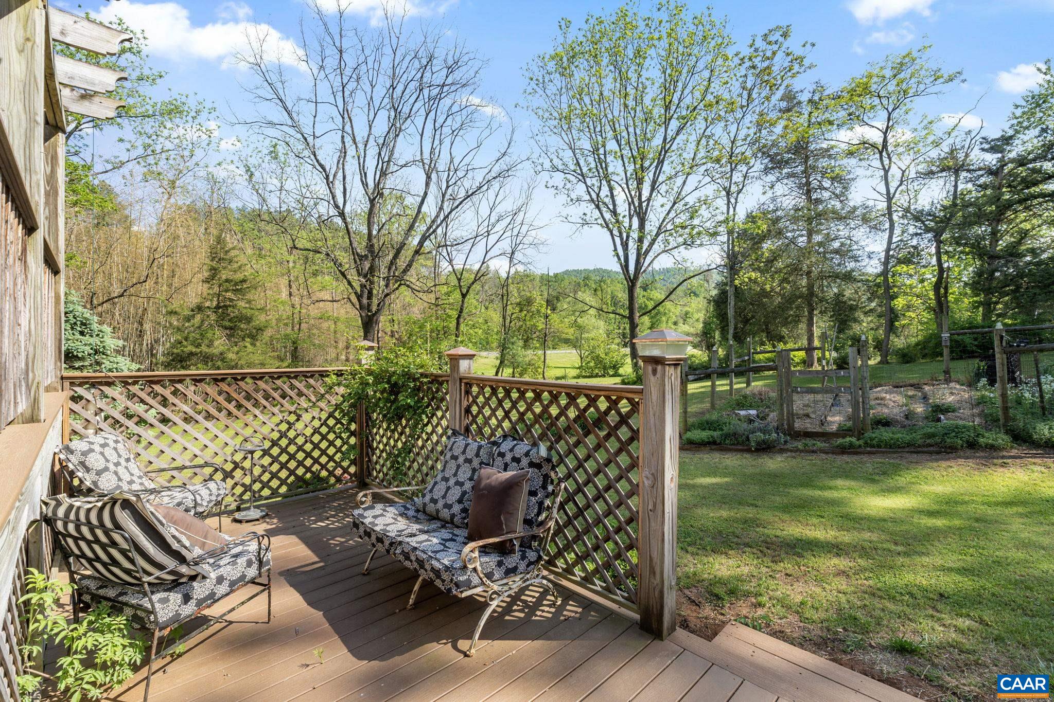 525 DEBENHAM CT, CHARLOTTESVILLE, Virginia 22902, 4 Bedrooms Bedrooms, ,2 BathroomsBathrooms,Residential,525 DEBENHAM CT,663792 MLS # 663792