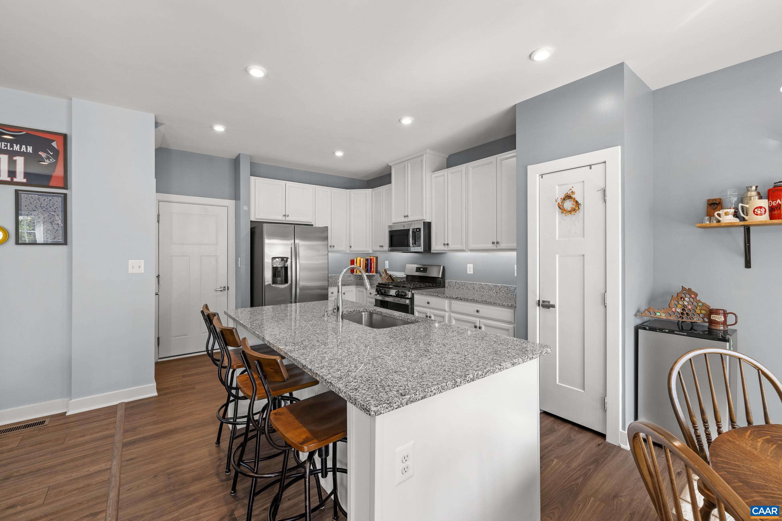 4286 SUNSET DR, CHARLOTTESVILLE, Virginia 22911, 3 Bedrooms Bedrooms, ,2 BathroomsBathrooms,Residential,4286 SUNSET DR,664112 MLS # 664112