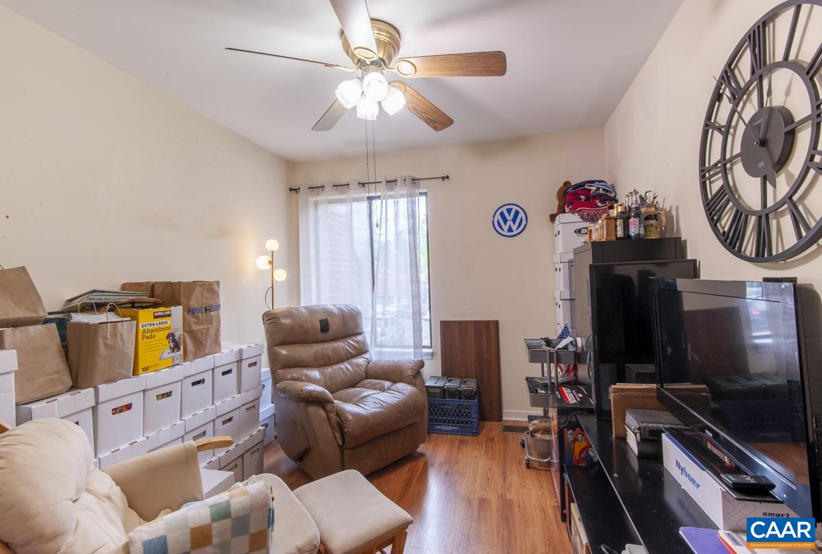 1048 CHESHIRE CT, CHARLOTTESVILLE, Virginia 22901, 3 Bedrooms Bedrooms, ,2 BathroomsBathrooms,Residential,1048 CHESHIRE CT,664122 MLS # 664122