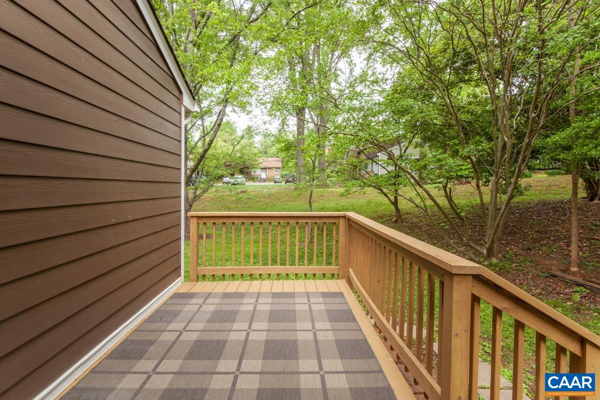 1048 CHESHIRE CT, CHARLOTTESVILLE, Virginia 22901, 3 Bedrooms Bedrooms, ,2 BathroomsBathrooms,Residential,1048 CHESHIRE CT,664122 MLS # 664122