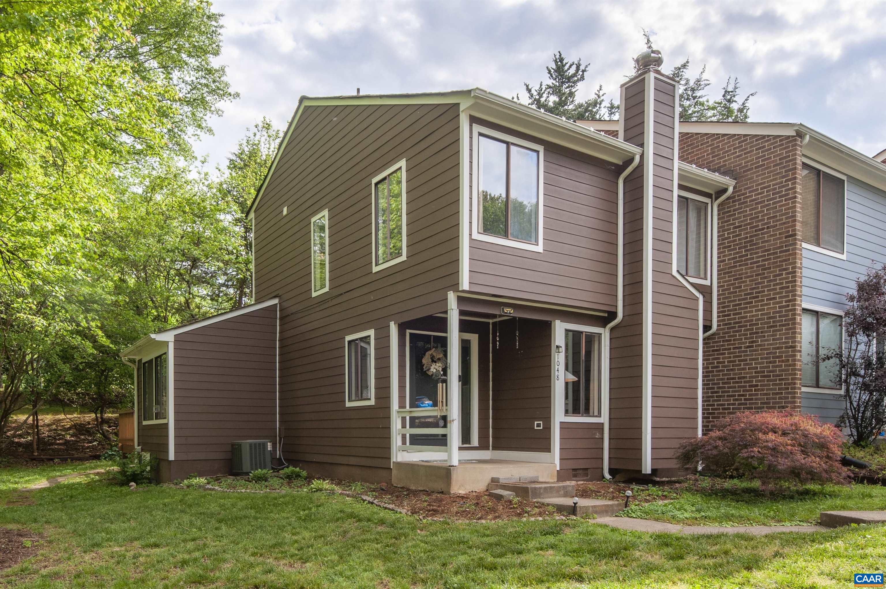 1048 CHESHIRE CT, CHARLOTTESVILLE, Virginia 22901, 3 Bedrooms Bedrooms, ,2 BathroomsBathrooms,Residential,1048 CHESHIRE CT,664122 MLS # 664122