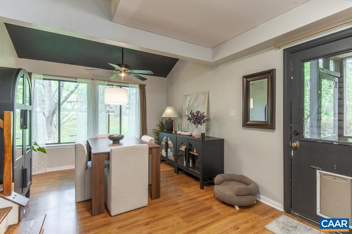 1048 CHESHIRE CT, CHARLOTTESVILLE, Virginia 22901, 3 Bedrooms Bedrooms, ,2 BathroomsBathrooms,Residential,1048 CHESHIRE CT,664122 MLS # 664122