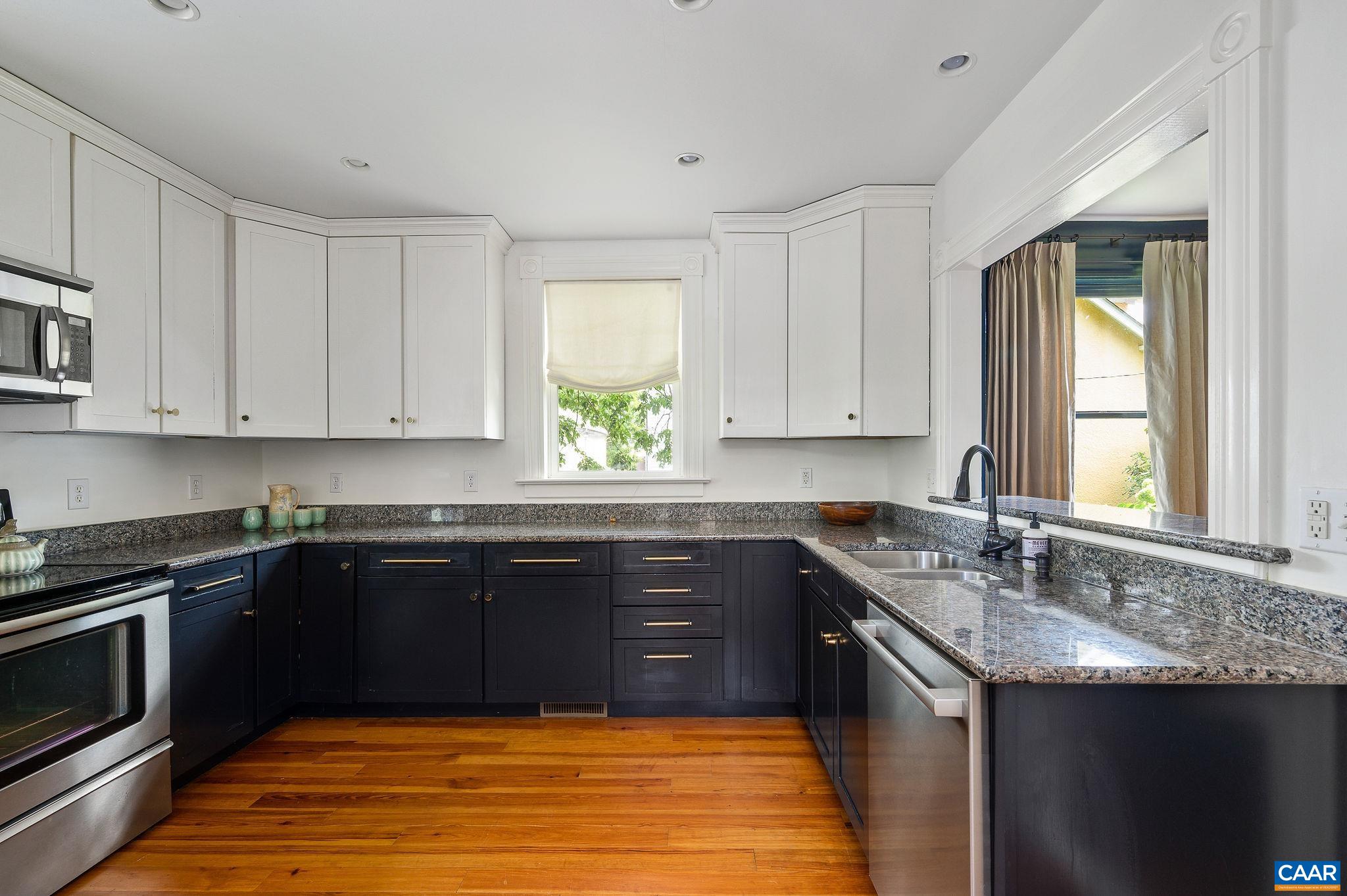 513 AVON ST, CHARLOTTESVILLE, Virginia 22902, 3 Bedrooms Bedrooms, ,2 BathroomsBathrooms,Residential,513 AVON ST,664137 MLS # 664137