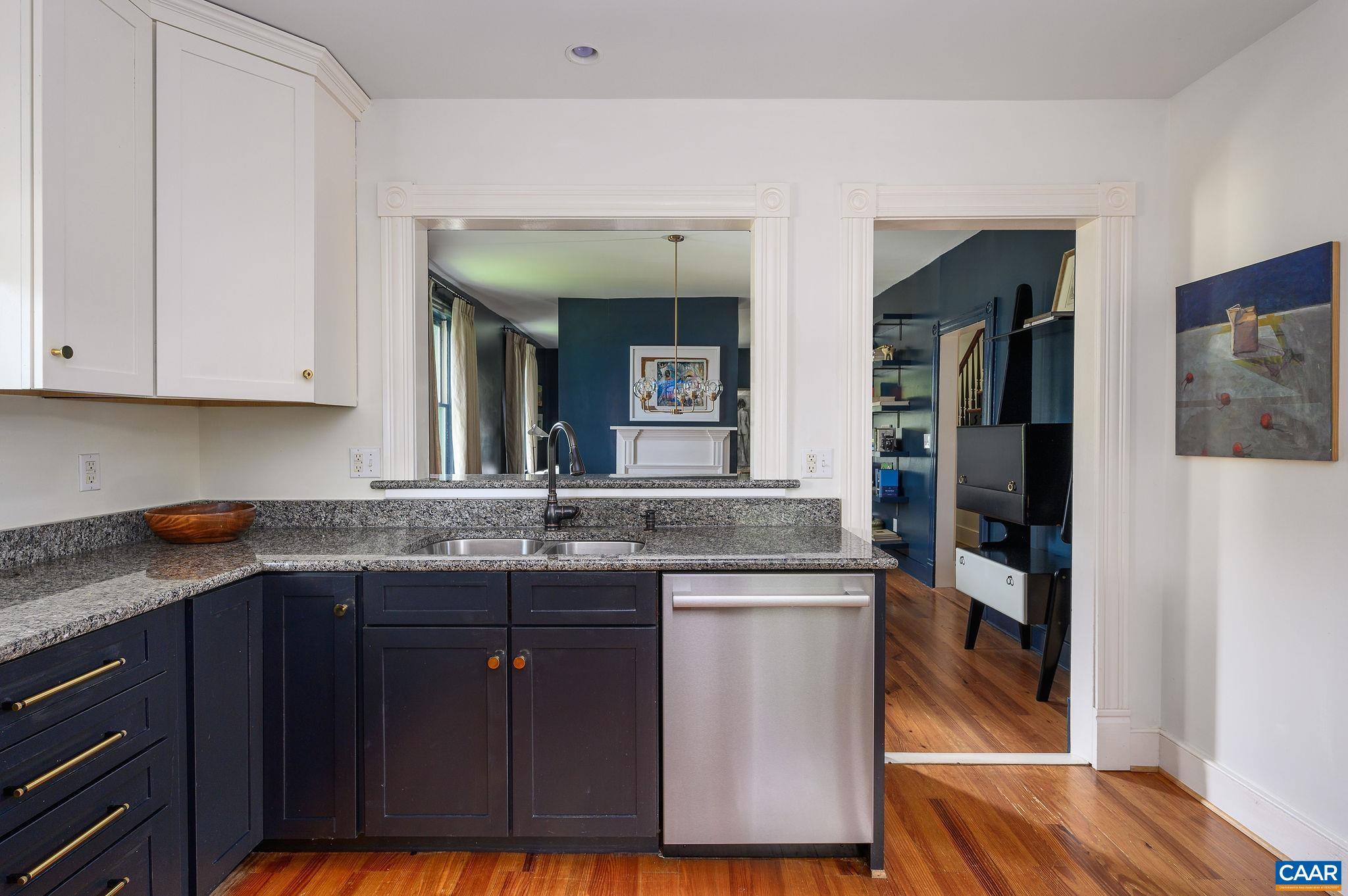 513 AVON ST, CHARLOTTESVILLE, Virginia 22902, 3 Bedrooms Bedrooms, ,2 BathroomsBathrooms,Residential,513 AVON ST,664137 MLS # 664137