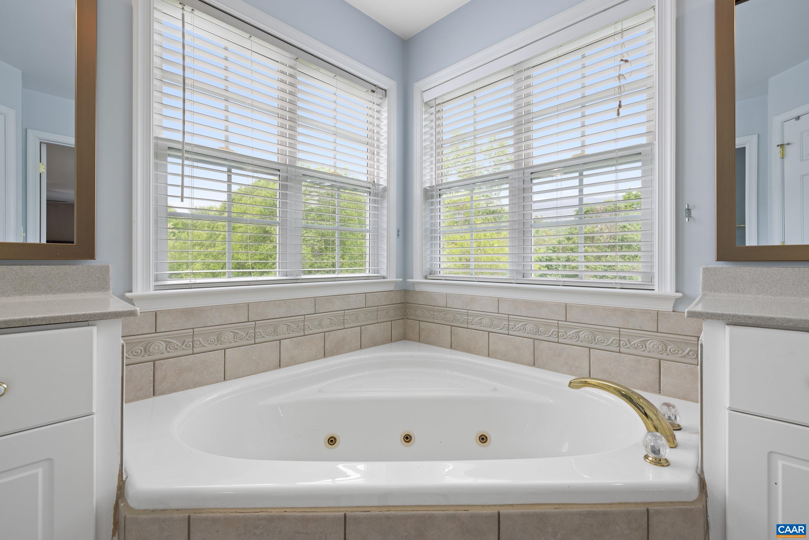 382 GRAYROCK DR, CROZET, Virginia 22932, 5 Bedrooms Bedrooms, ,3 BathroomsBathrooms,Residential,382 GRAYROCK DR,664155 MLS # 664155