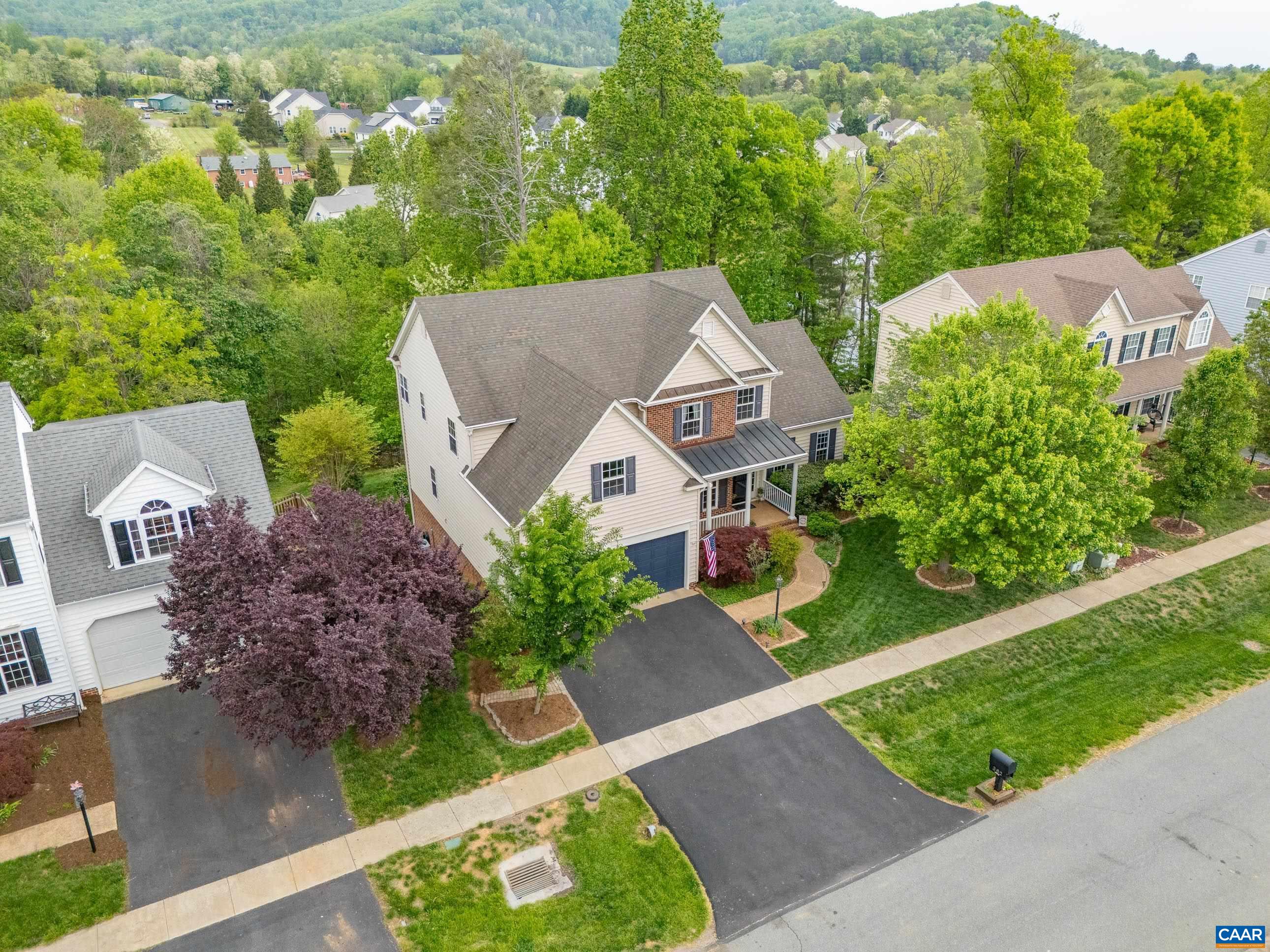 382 GRAYROCK DR, CROZET, Virginia 22932, 5 Bedrooms Bedrooms, ,3 BathroomsBathrooms,Residential,382 GRAYROCK DR,664155 MLS # 664155