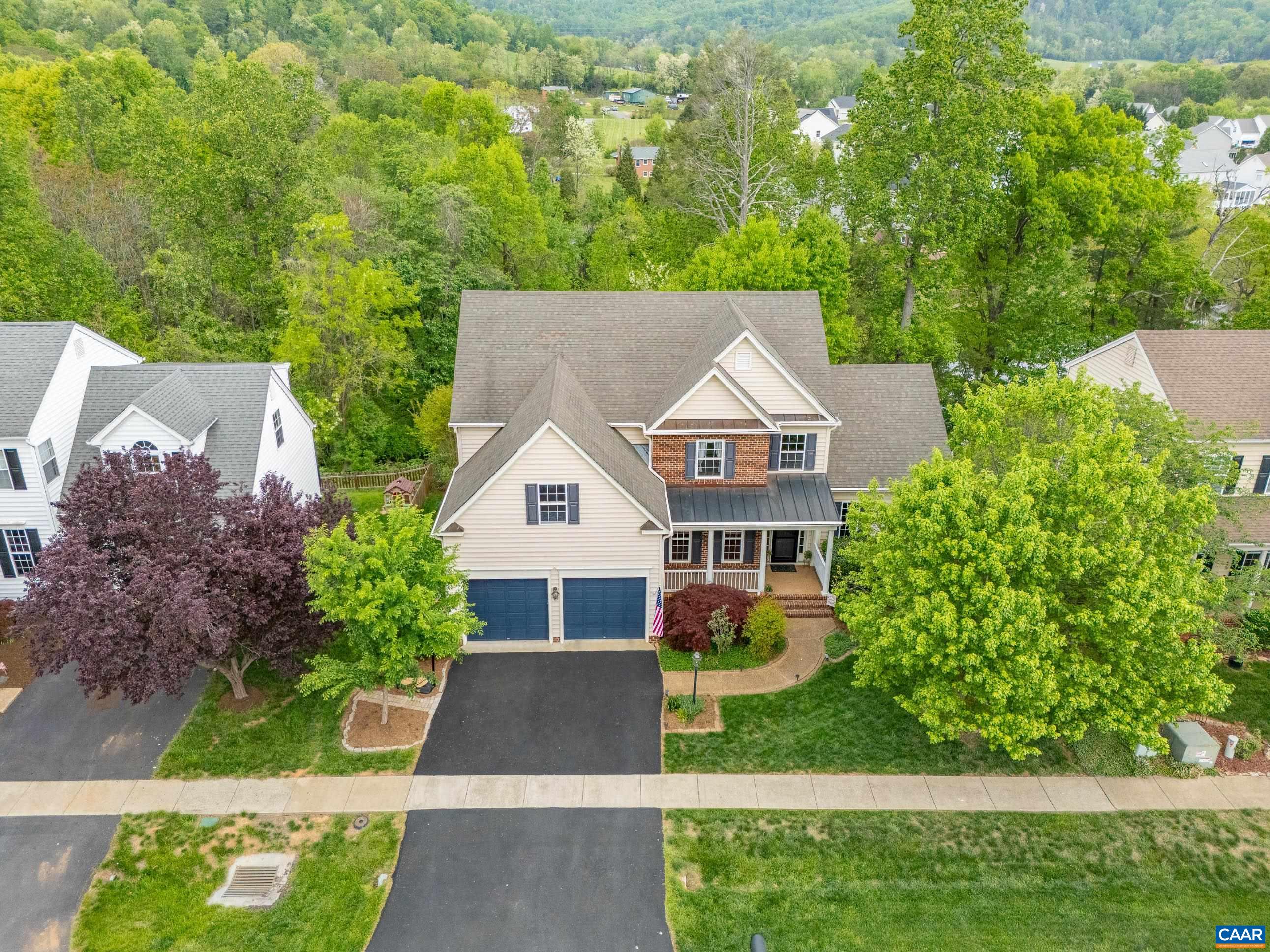 382 GRAYROCK DR, CROZET, Virginia 22932, 5 Bedrooms Bedrooms, ,3 BathroomsBathrooms,Residential,382 GRAYROCK DR,664155 MLS # 664155