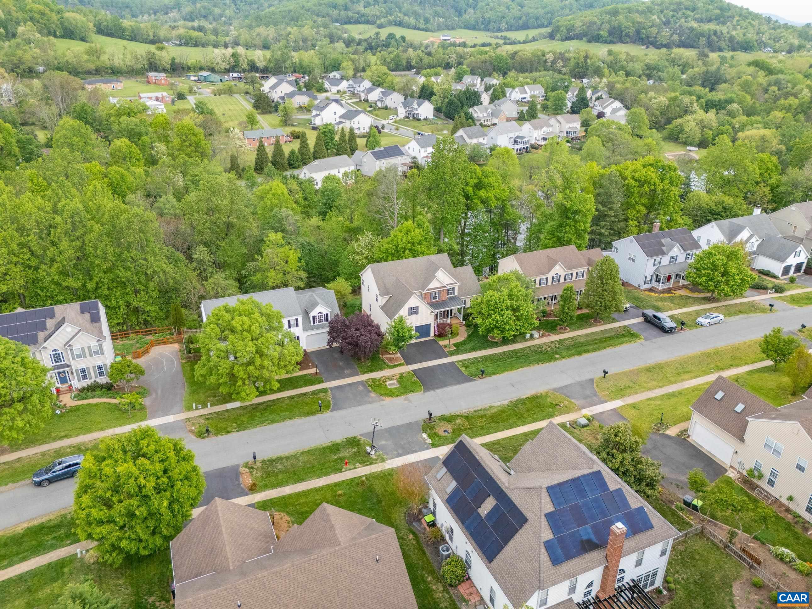 382 GRAYROCK DR, CROZET, Virginia 22932, 5 Bedrooms Bedrooms, ,3 BathroomsBathrooms,Residential,382 GRAYROCK DR,664155 MLS # 664155