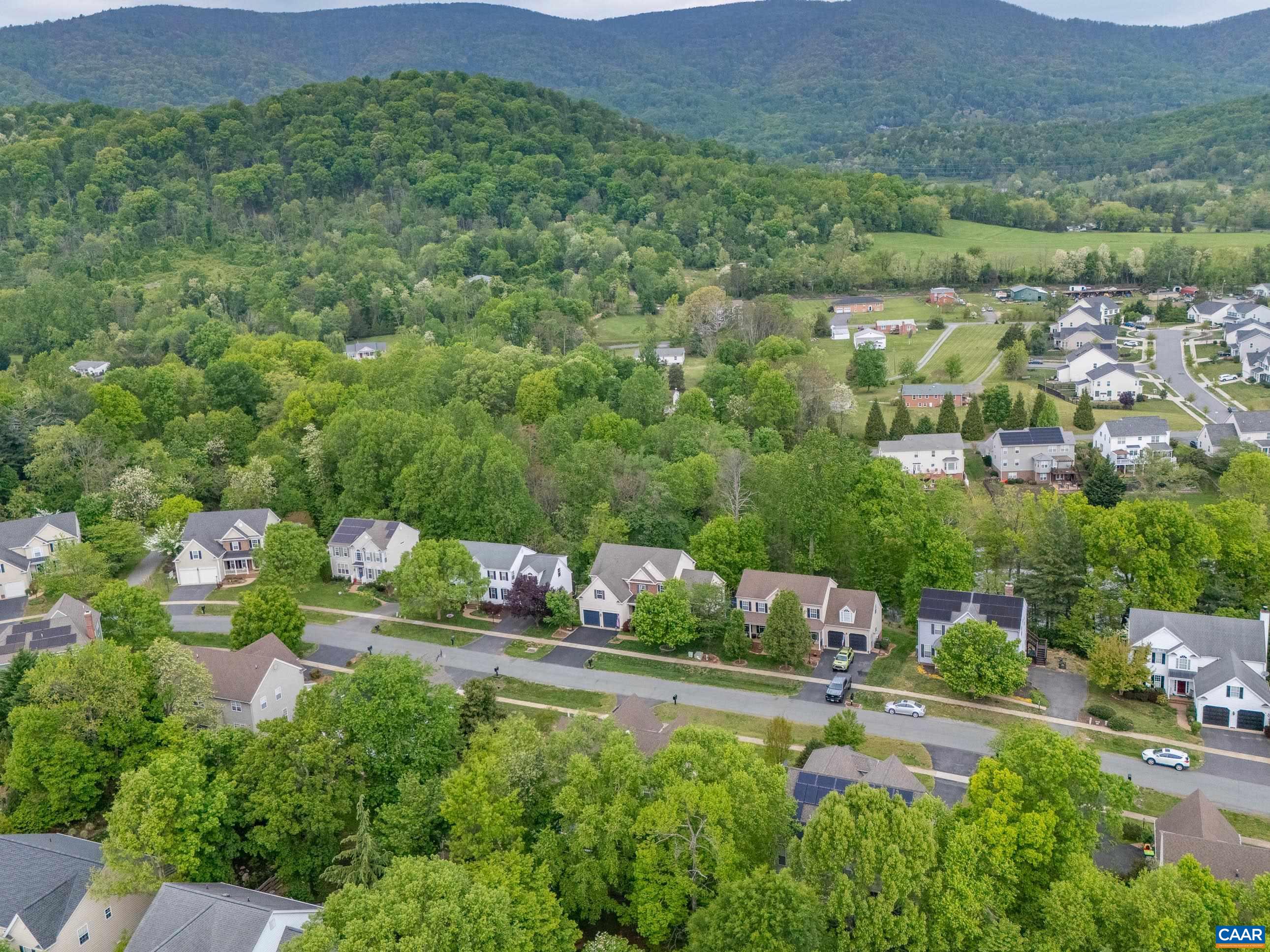 382 GRAYROCK DR, CROZET, Virginia 22932, 5 Bedrooms Bedrooms, ,3 BathroomsBathrooms,Residential,382 GRAYROCK DR,664155 MLS # 664155