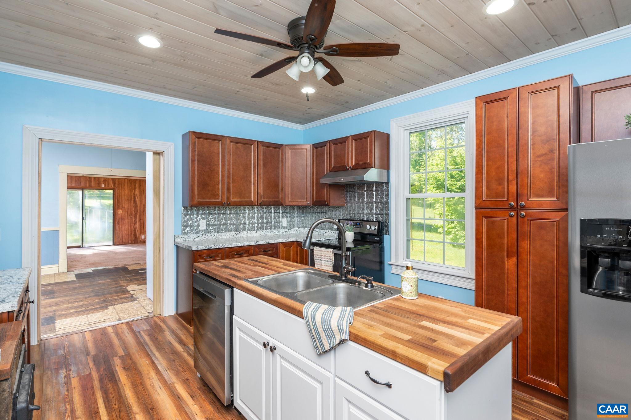 2851 COLD SPRINGS RD, GREENVILLE, Virginia 24440, 5 Bedrooms Bedrooms, ,3 BathroomsBathrooms,Residential,2851 COLD SPRINGS RD,664268 MLS # 664268