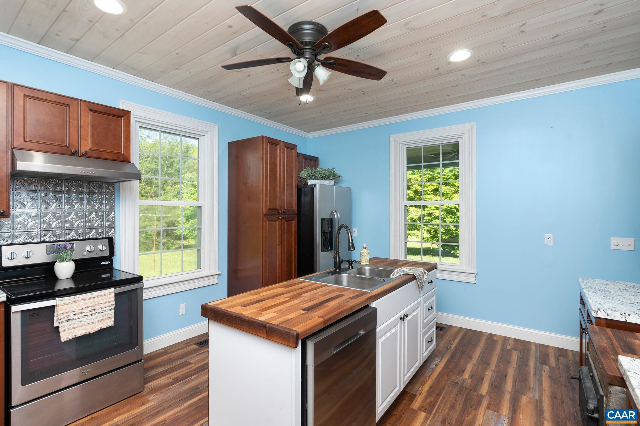 2851 COLD SPRINGS RD, GREENVILLE, Virginia 24440, 5 Bedrooms Bedrooms, ,3 BathroomsBathrooms,Residential,2851 COLD SPRINGS RD,664268 MLS # 664268