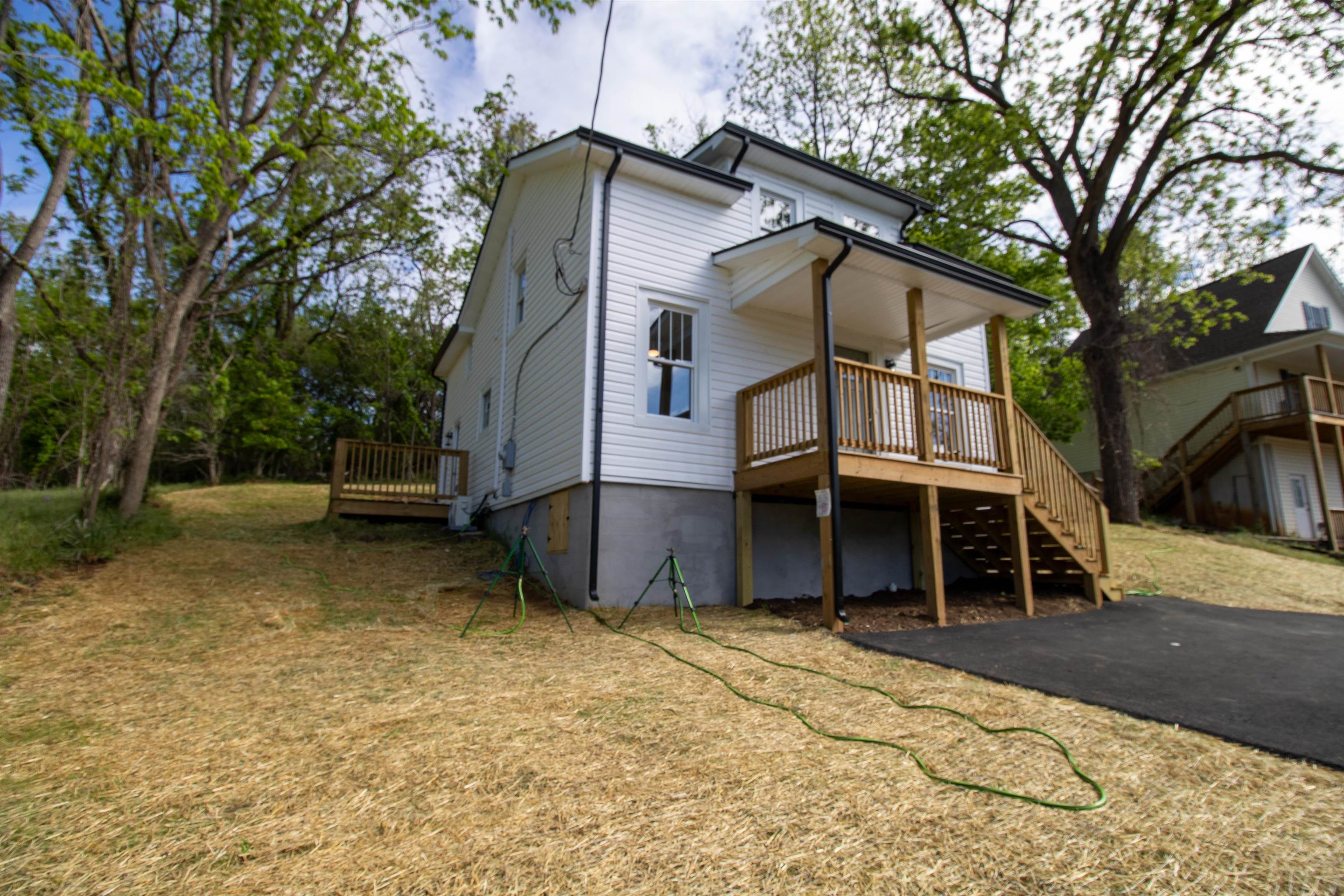 1421 ASHBY ST, STAUNTON, Virginia 24401, 4 Bedrooms Bedrooms, ,2 BathroomsBathrooms,Residential,1421 ASHBY ST,664269 MLS # 664269
