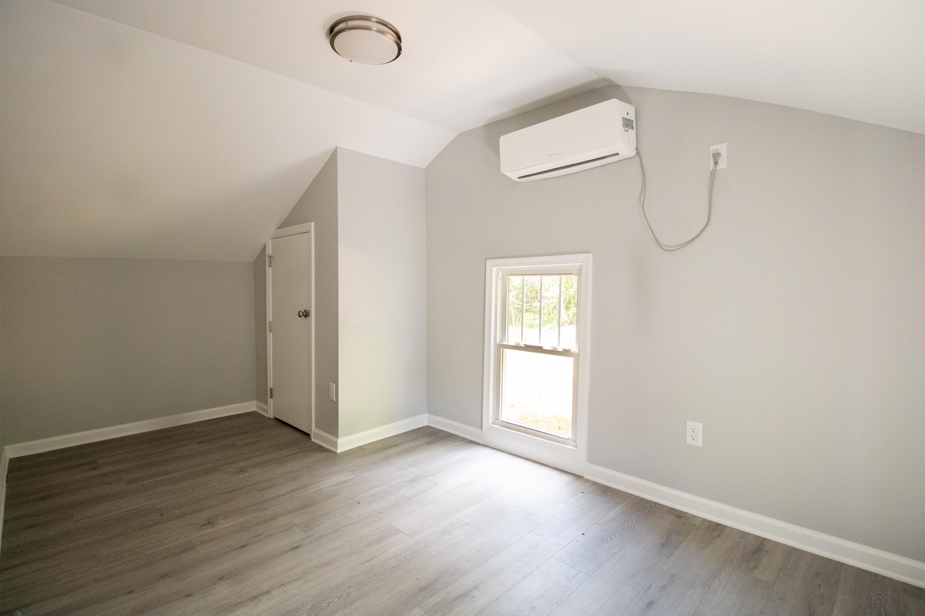 1421 ASHBY ST, STAUNTON, Virginia 24401, 4 Bedrooms Bedrooms, ,2 BathroomsBathrooms,Residential,1421 ASHBY ST,664269 MLS # 664269