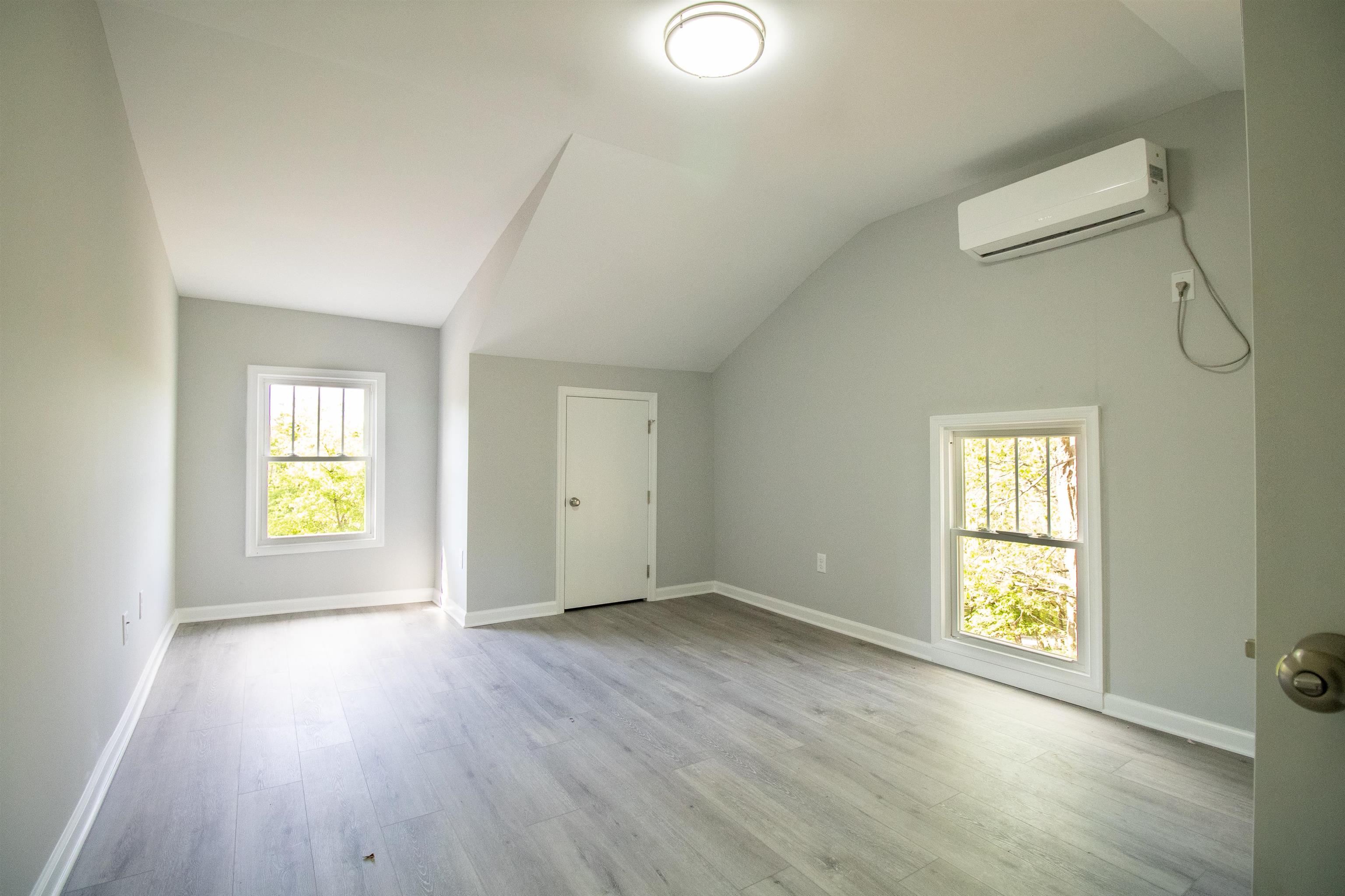 1421 ASHBY ST, STAUNTON, Virginia 24401, 4 Bedrooms Bedrooms, ,2 BathroomsBathrooms,Residential,1421 ASHBY ST,664269 MLS # 664269
