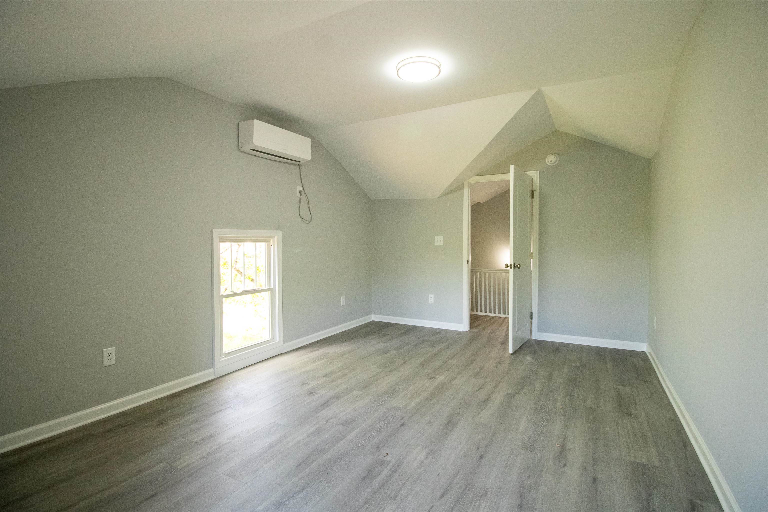 1421 ASHBY ST, STAUNTON, Virginia 24401, 4 Bedrooms Bedrooms, ,2 BathroomsBathrooms,Residential,1421 ASHBY ST,664269 MLS # 664269