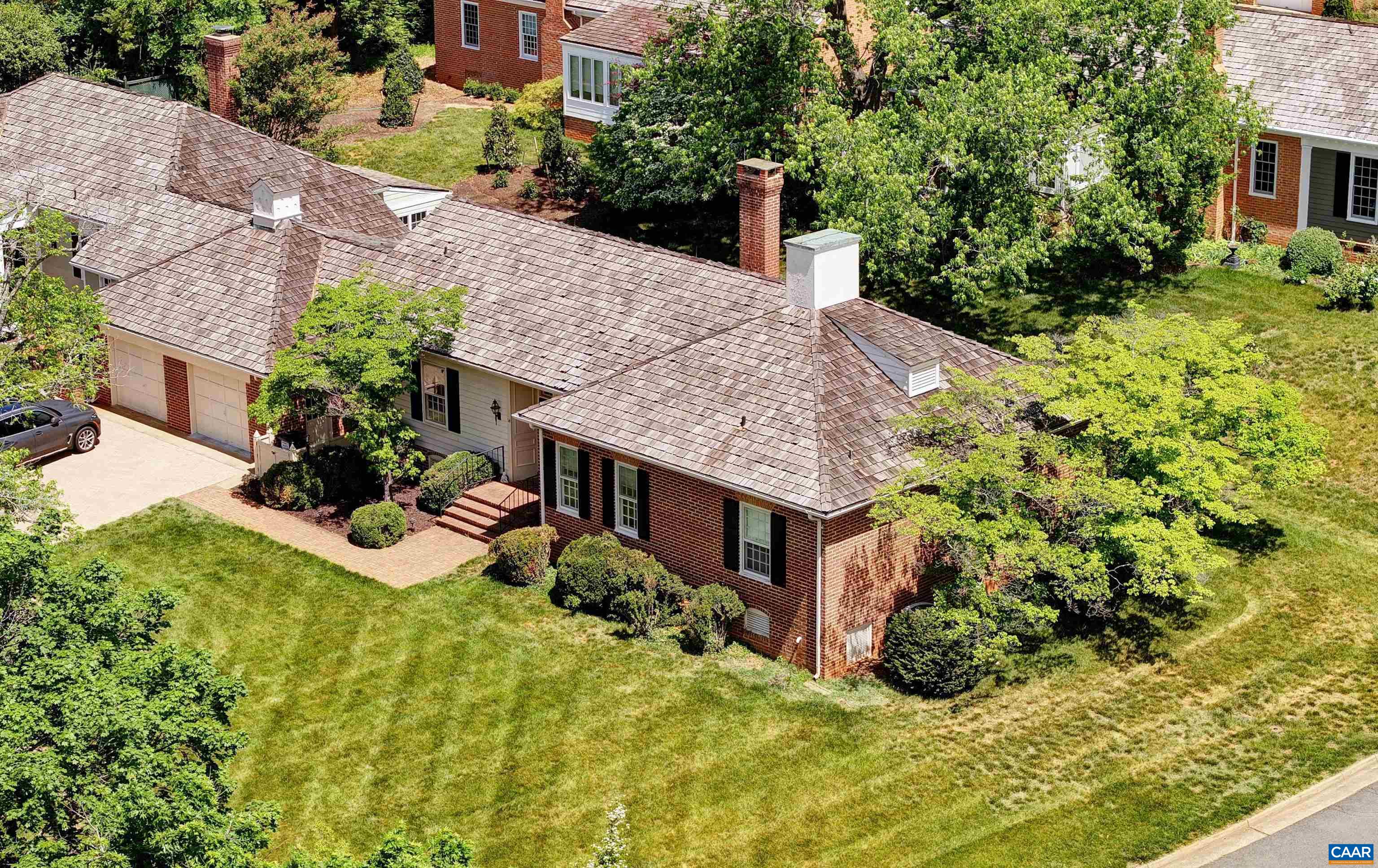 14 EDNAM VILLAGE ST, CHARLOTTESVILLE, Virginia 22903, 2 Bedrooms Bedrooms, ,2 BathroomsBathrooms,Residential,14 EDNAM VILLAGE ST,664271 MLS # 664271