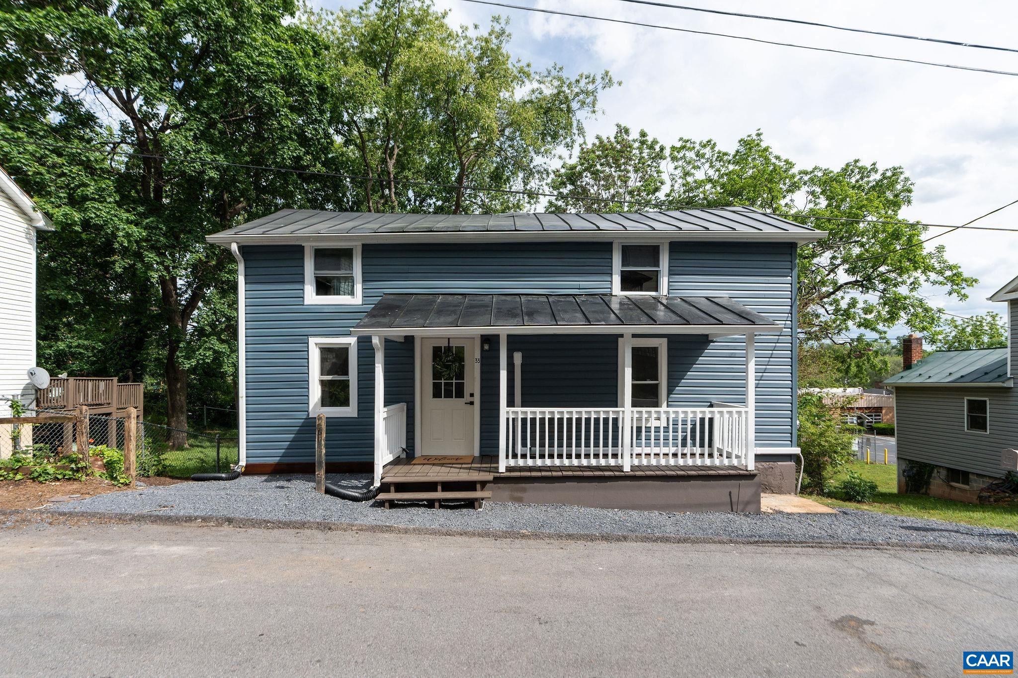 33 BAGBY ST, STAUNTON, Virginia 24401, 2 Bedrooms Bedrooms, ,2 BathroomsBathrooms,Residential,33 BAGBY ST,664272 MLS # 664272