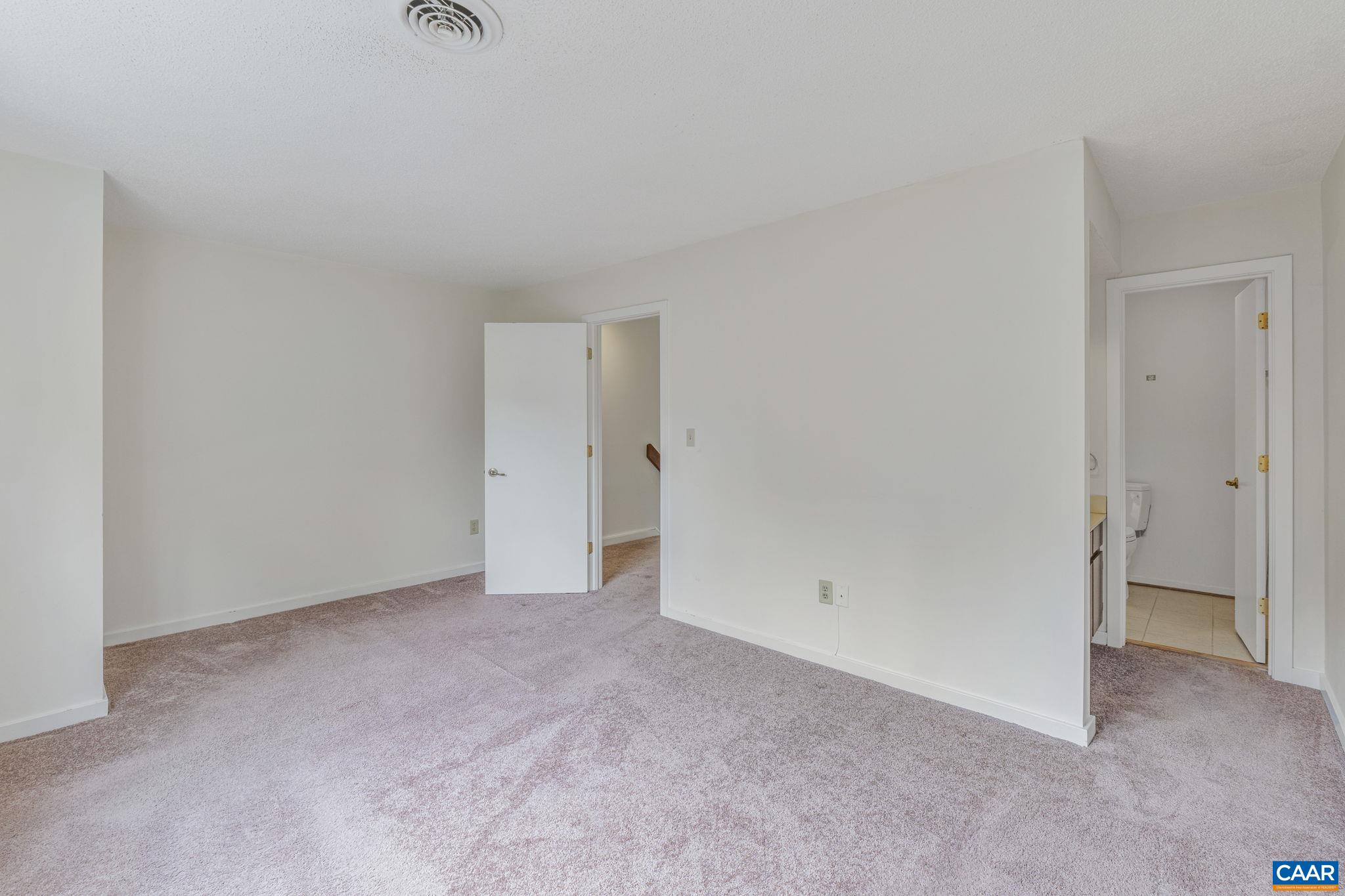 553 MILLSTONE CT, CHARLOTTESVILLE, Virginia 22901, 2 Bedrooms Bedrooms, ,1 BathroomBathrooms,Residential,553 MILLSTONE CT,664277 MLS # 664277