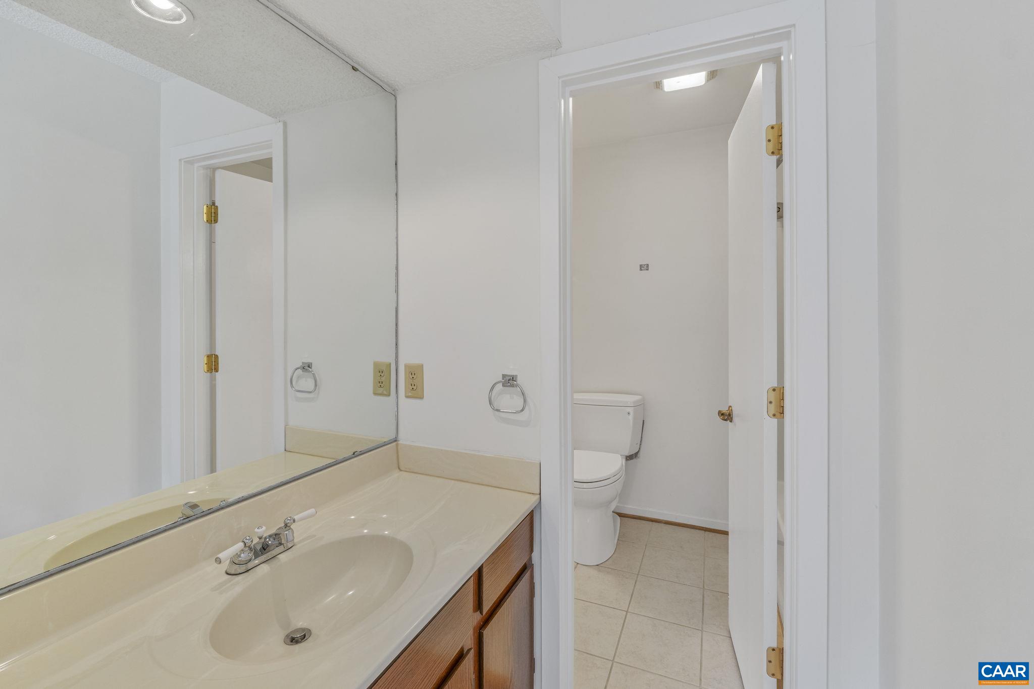 553 MILLSTONE CT, CHARLOTTESVILLE, Virginia 22901, 2 Bedrooms Bedrooms, ,1 BathroomBathrooms,Residential,553 MILLSTONE CT,664277 MLS # 664277
