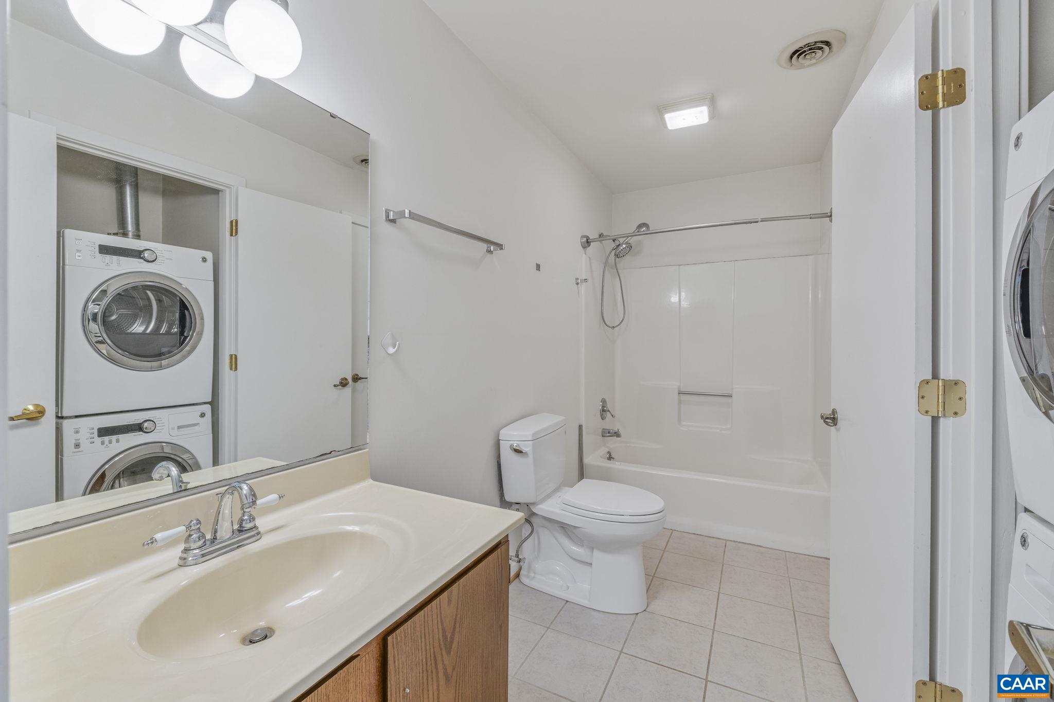 553 MILLSTONE CT, CHARLOTTESVILLE, Virginia 22901, 2 Bedrooms Bedrooms, ,1 BathroomBathrooms,Residential,553 MILLSTONE CT,664277 MLS # 664277