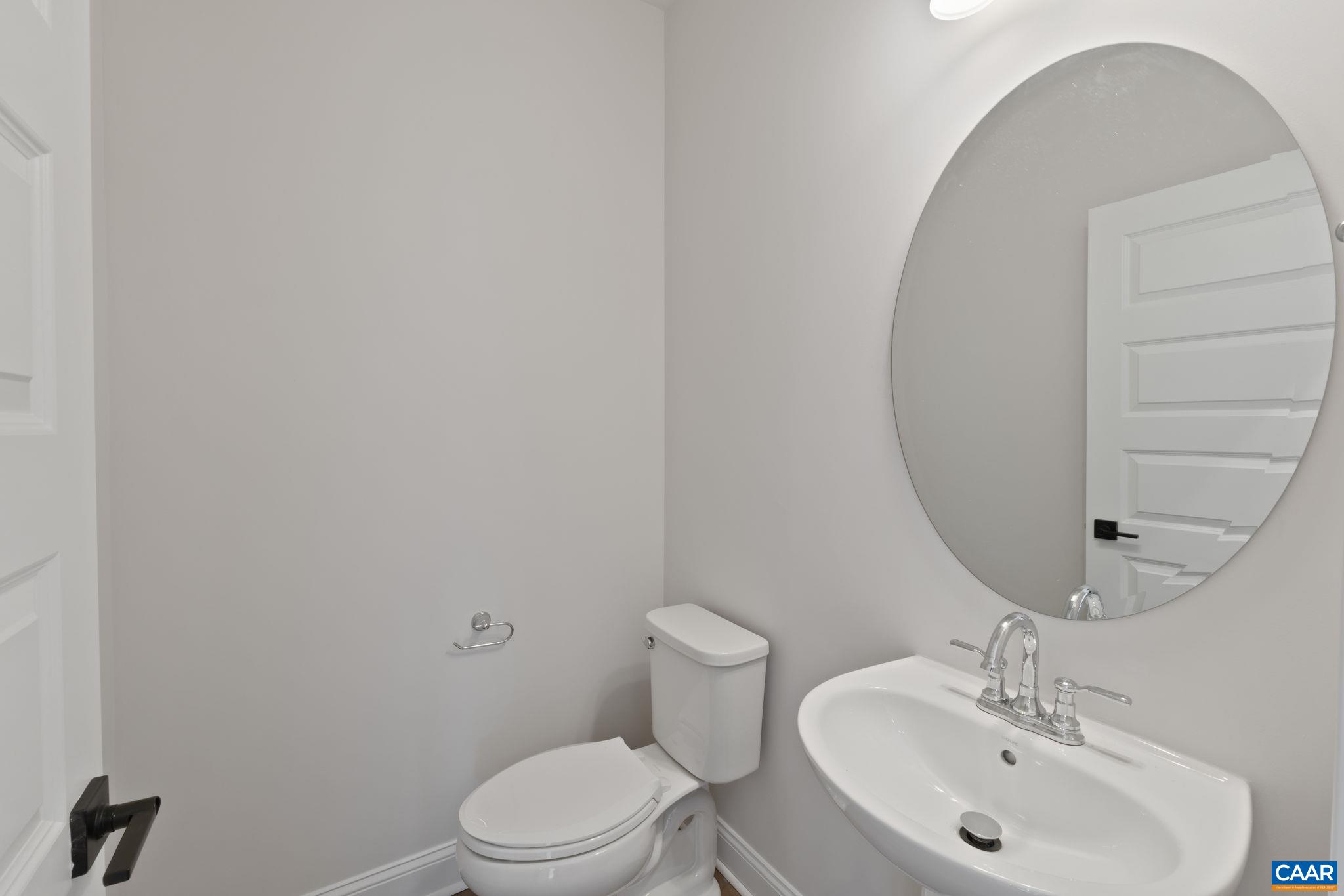 5 TALEN LN, CHARLOTTESVILLE, Virginia 22911, 3 Bedrooms Bedrooms, ,2 BathroomsBathrooms,Residential,The Holly I - Elevation L - Interior Unit,5 TALEN LN,664280 MLS # 664280