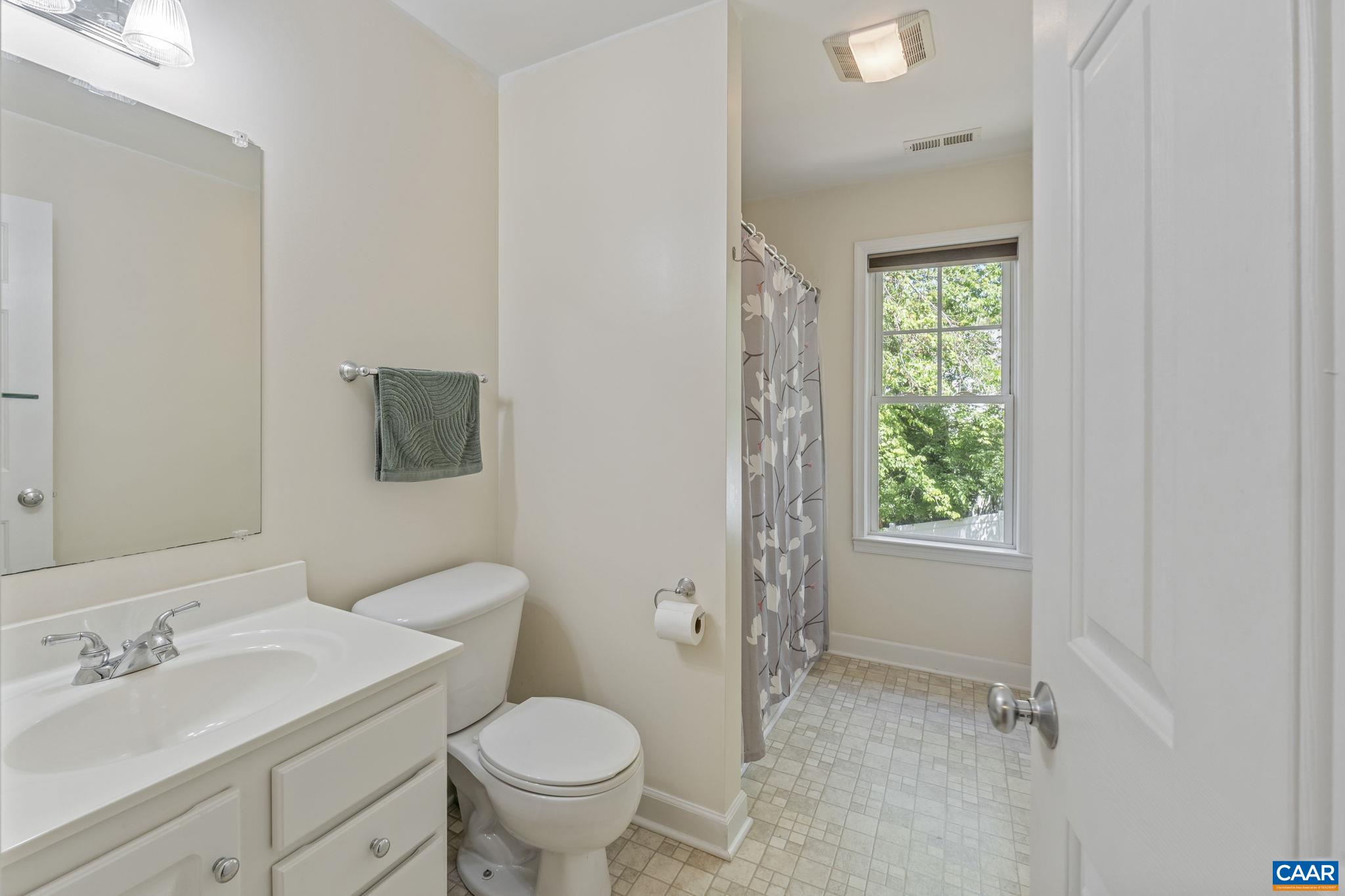 707 PALATINE AVE, CHARLOTTESVILLE, Virginia 22902, 2 Bedrooms Bedrooms, ,2 BathroomsBathrooms,Residential,Avon Terrace Townhome,707 PALATINE AVE,664281 MLS # 664281
