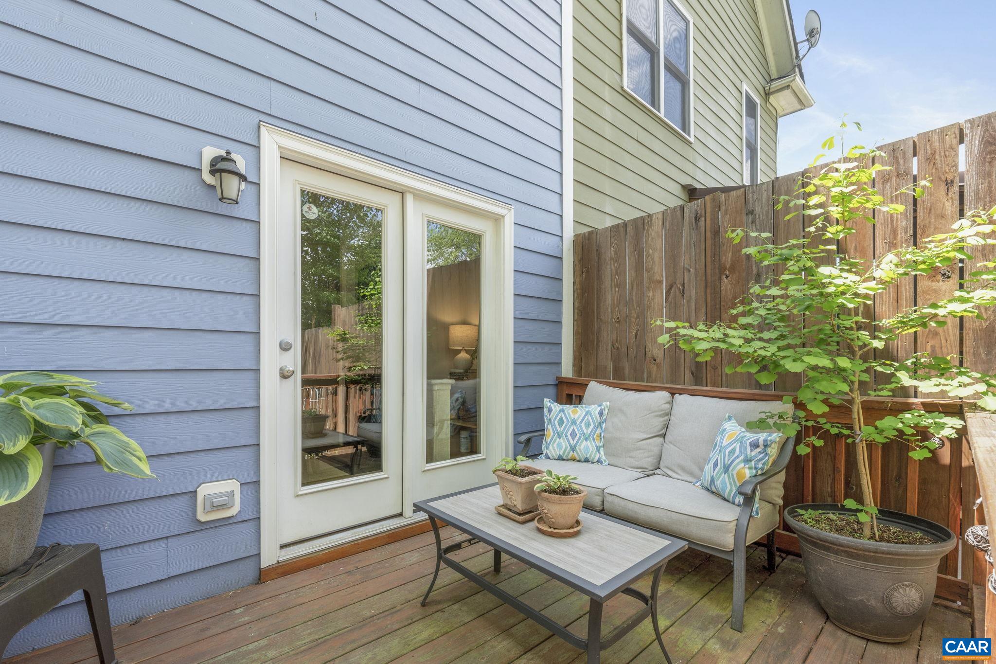 707 PALATINE AVE, CHARLOTTESVILLE, Virginia 22902, 2 Bedrooms Bedrooms, ,2 BathroomsBathrooms,Residential,Avon Terrace Townhome,707 PALATINE AVE,664281 MLS # 664281