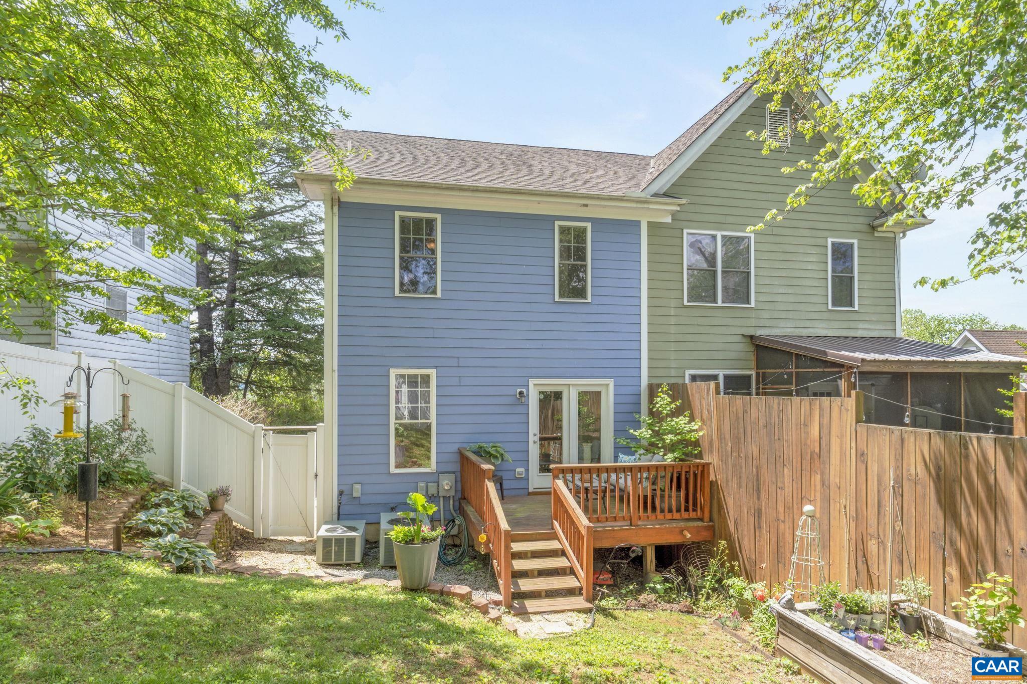707 PALATINE AVE, CHARLOTTESVILLE, Virginia 22902, 2 Bedrooms Bedrooms, ,2 BathroomsBathrooms,Residential,Avon Terrace Townhome,707 PALATINE AVE,664281 MLS # 664281