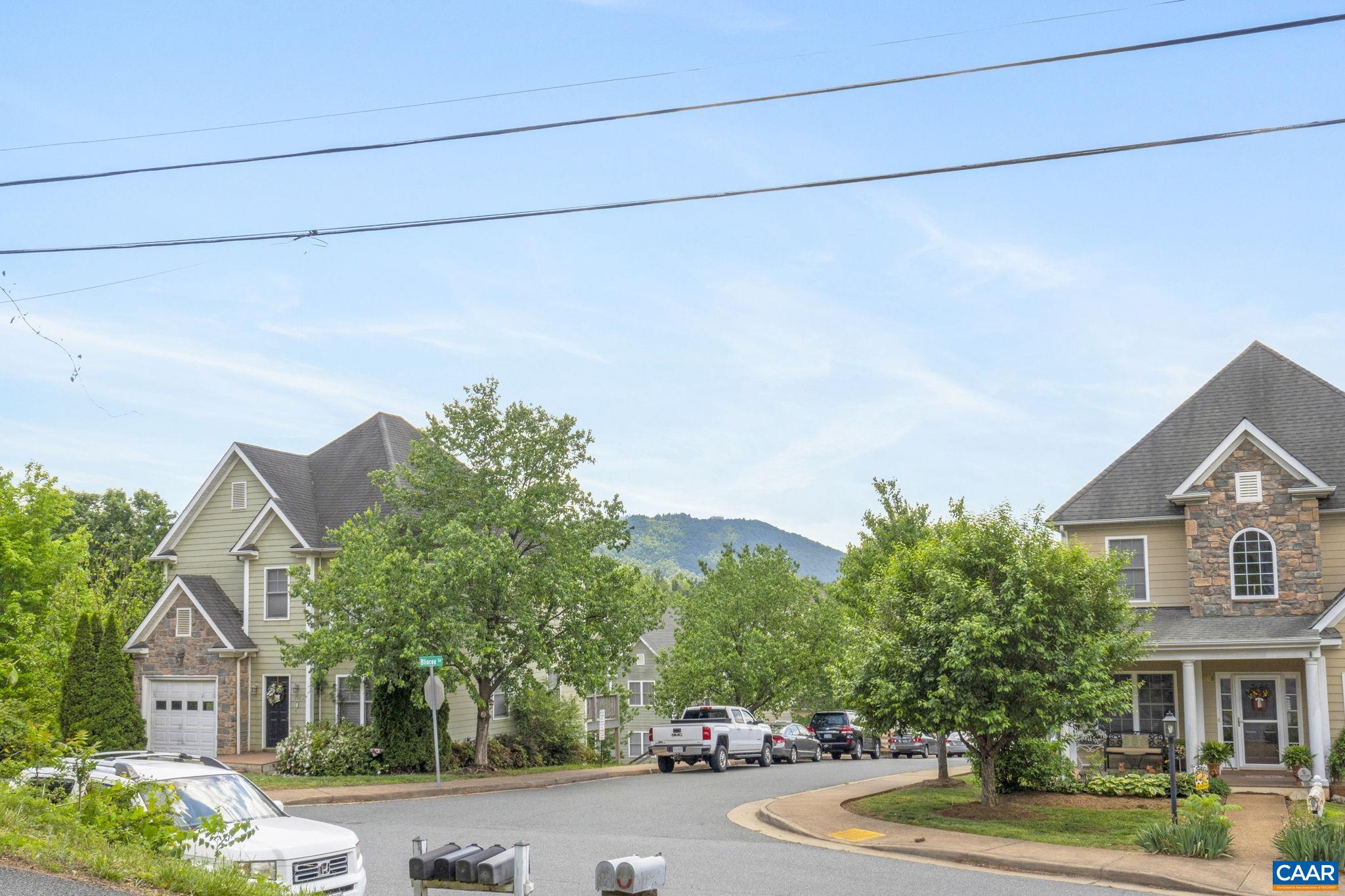 707 PALATINE AVE, CHARLOTTESVILLE, Virginia 22902, 2 Bedrooms Bedrooms, ,2 BathroomsBathrooms,Residential,Avon Terrace Townhome,707 PALATINE AVE,664281 MLS # 664281