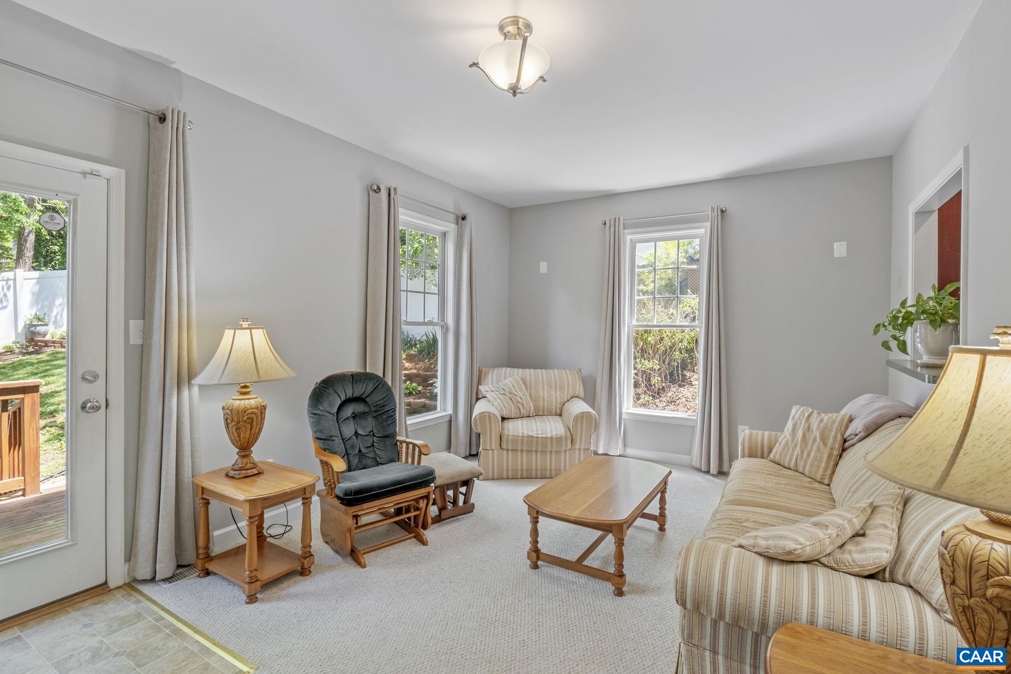 707 PALATINE AVE, CHARLOTTESVILLE, Virginia 22902, 2 Bedrooms Bedrooms, ,2 BathroomsBathrooms,Residential,Avon Terrace Townhome,707 PALATINE AVE,664281 MLS # 664281