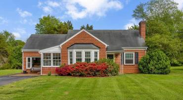 2876 W RIVER RD, GOOCHLAND, Virginia 23063, 2 Bedrooms Bedrooms, ,1 BathroomBathrooms,Residential,2876 W RIVER RD,664282 MLS # 664282