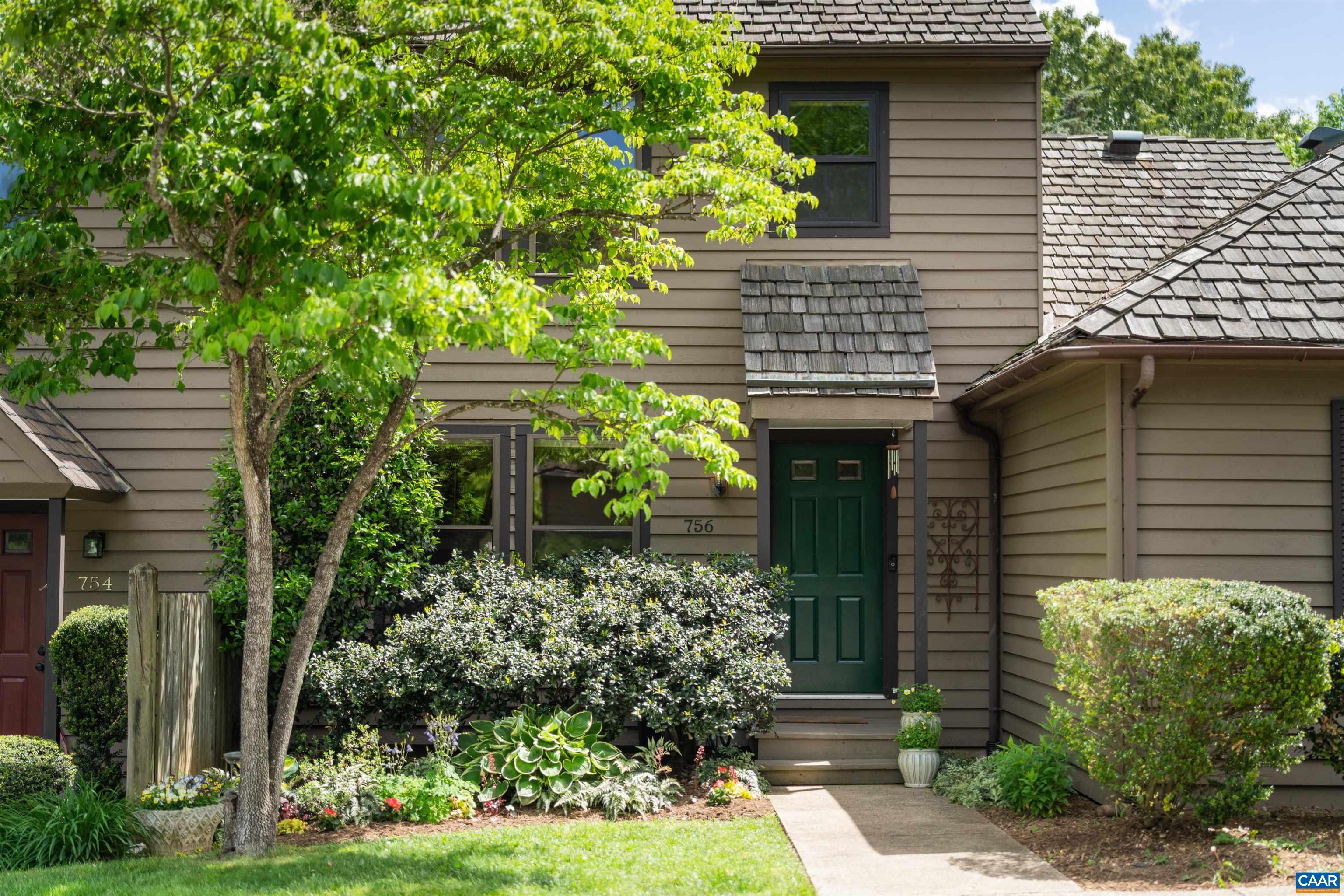 756 EXTON CT, CHARLOTTESVILLE, Virginia 22901, 2 Bedrooms Bedrooms, ,1 BathroomBathrooms,Residential,756 EXTON CT,664284 MLS # 664284