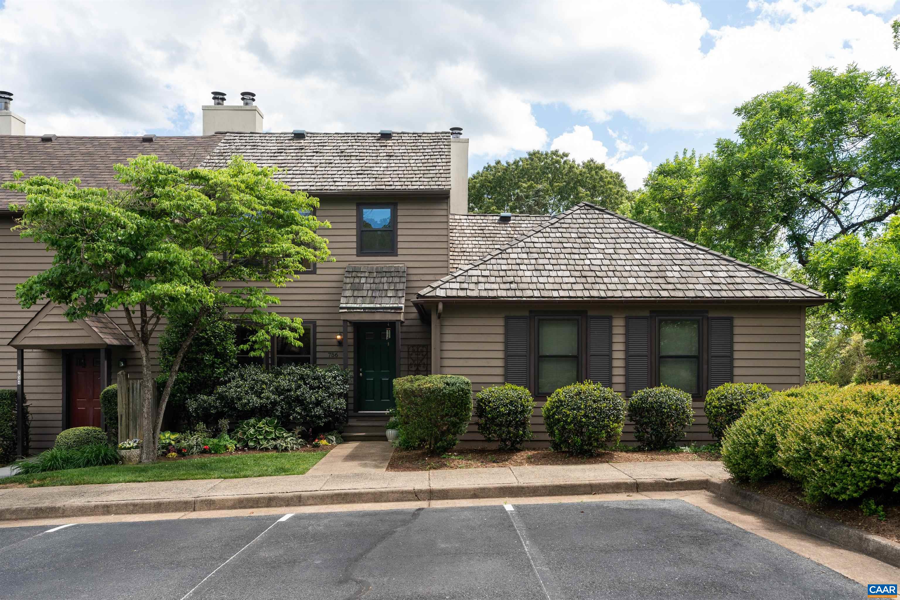 756 EXTON CT, CHARLOTTESVILLE, Virginia 22901, 2 Bedrooms Bedrooms, ,1 BathroomBathrooms,Residential,756 EXTON CT,664284 MLS # 664284