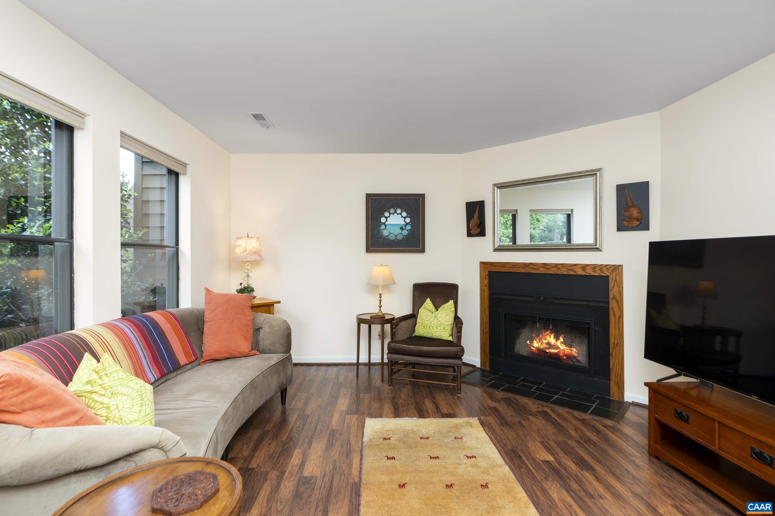 756 EXTON CT, CHARLOTTESVILLE, Virginia 22901, 2 Bedrooms Bedrooms, ,1 BathroomBathrooms,Residential,756 EXTON CT,664284 MLS # 664284