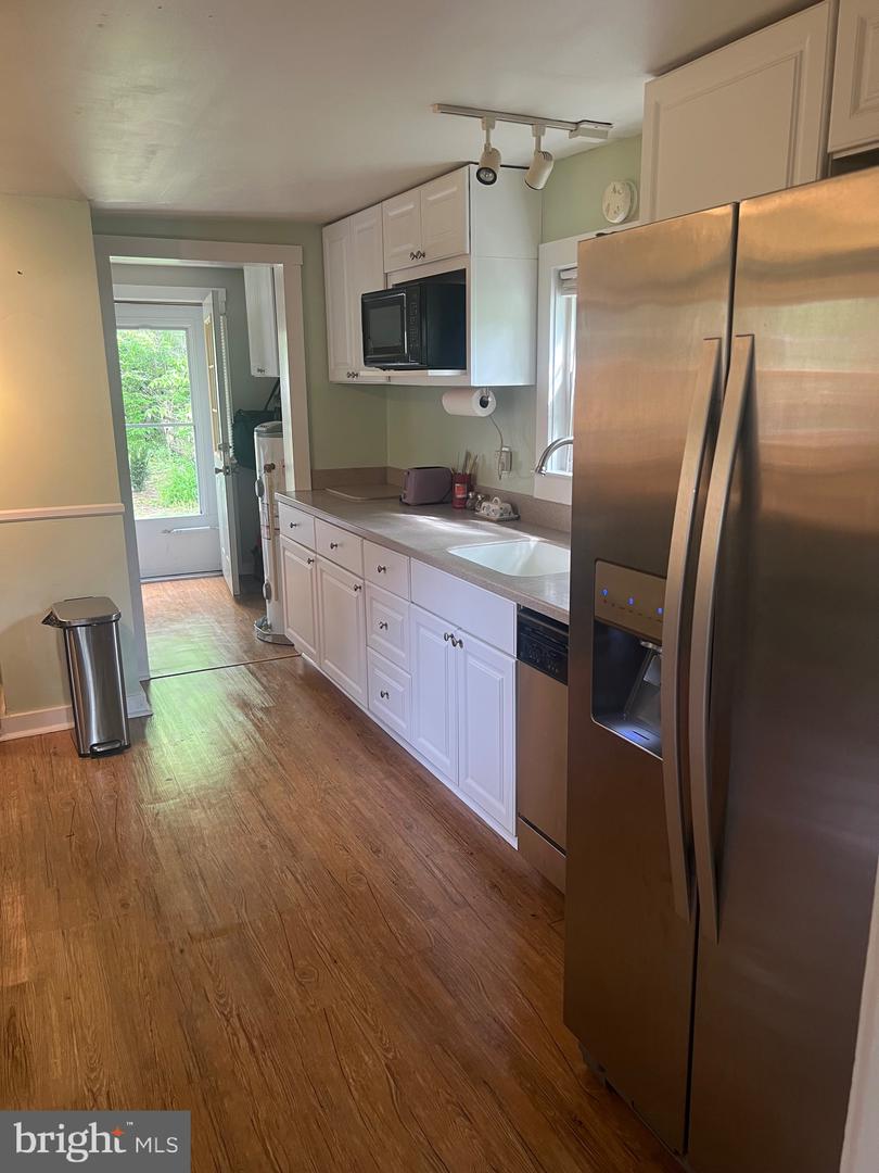 7979 MAIN ST, MIDDLETOWN, Virginia 22645, 2 Bedrooms Bedrooms, ,2 BathroomsBathrooms,Residential,For sale,7979 MAIN ST,VAFV2033552 MLS # VAFV2033552