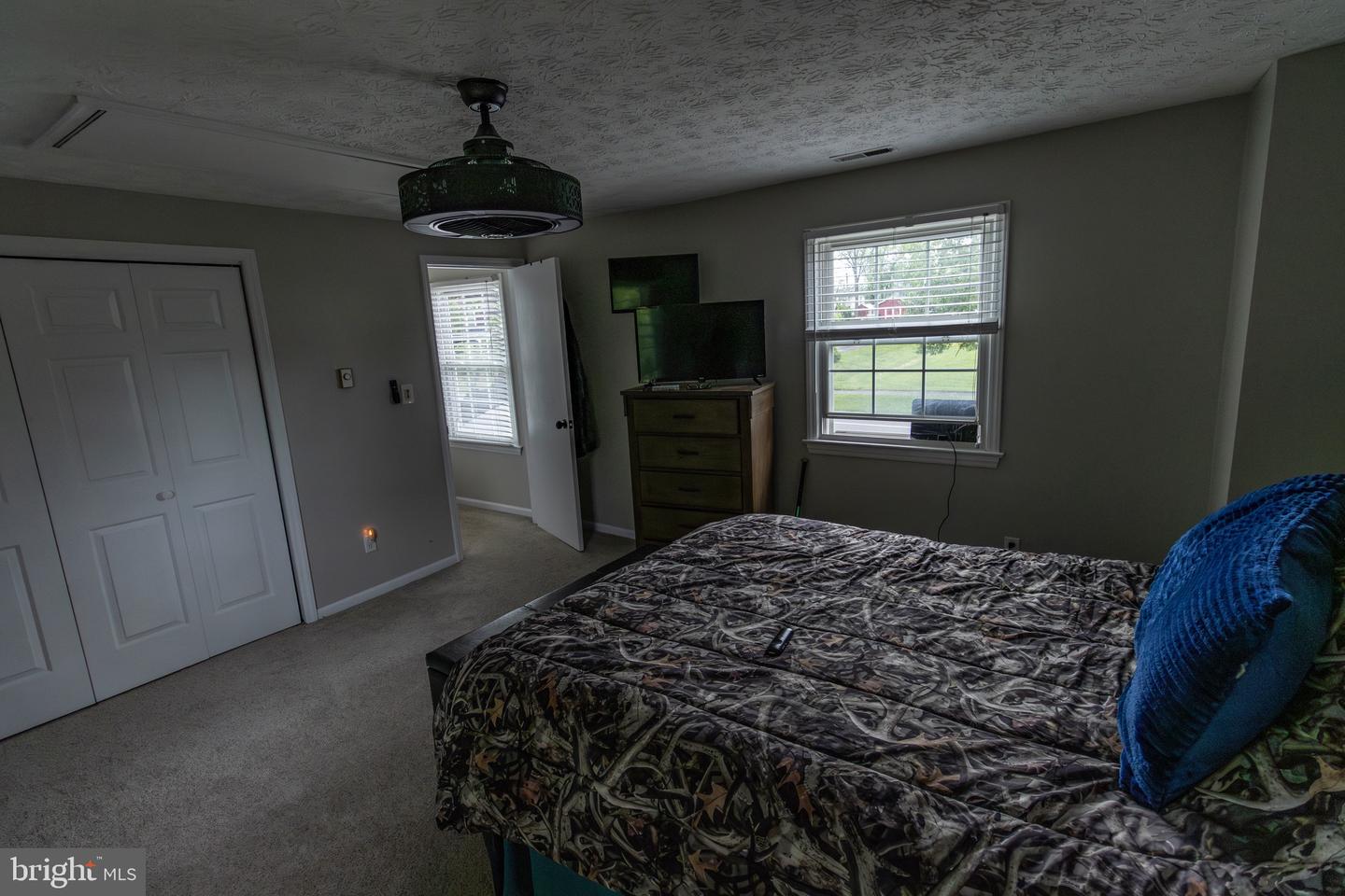 7979 MAIN ST, MIDDLETOWN, Virginia 22645, 2 Bedrooms Bedrooms, ,2 BathroomsBathrooms,Residential,For sale,7979 MAIN ST,VAFV2033552 MLS # VAFV2033552