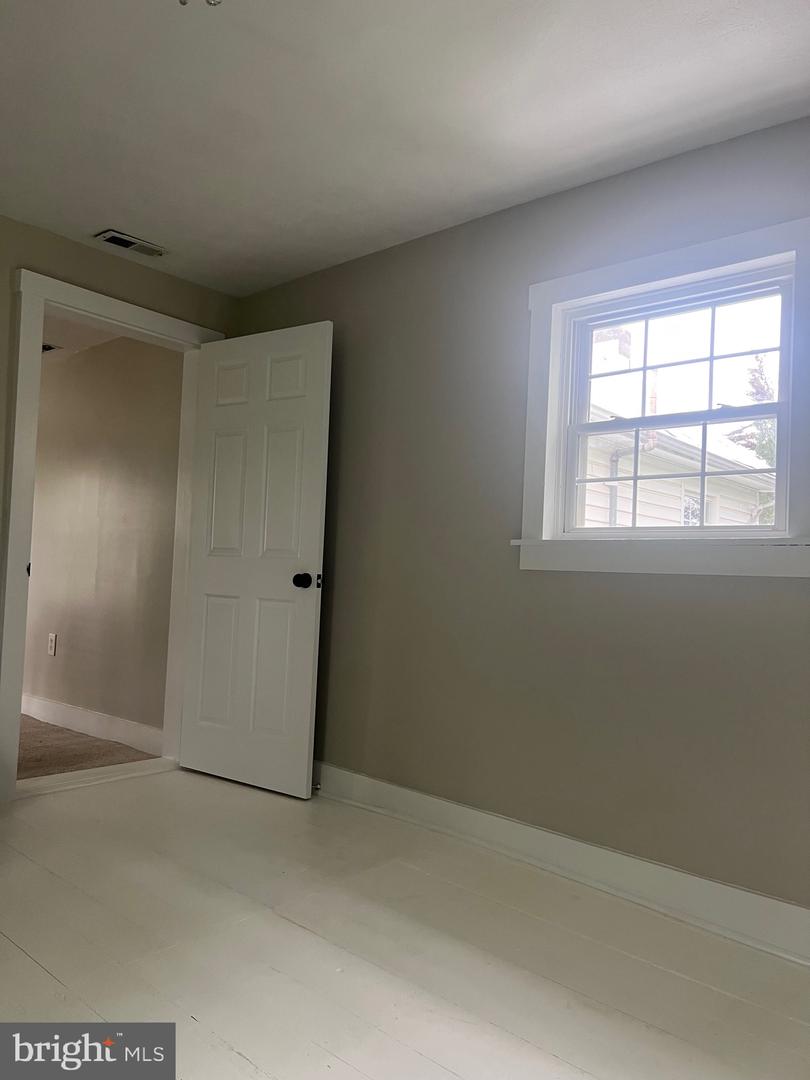 7979 MAIN ST, MIDDLETOWN, Virginia 22645, 2 Bedrooms Bedrooms, ,2 BathroomsBathrooms,Residential,For sale,7979 MAIN ST,VAFV2033552 MLS # VAFV2033552