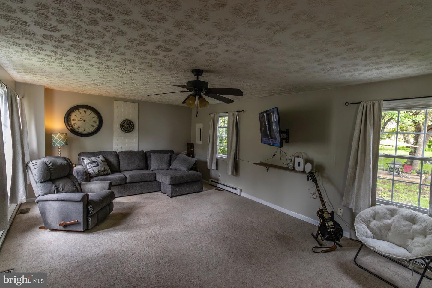 7979 MAIN ST, MIDDLETOWN, Virginia 22645, 2 Bedrooms Bedrooms, ,2 BathroomsBathrooms,Residential,For sale,7979 MAIN ST,VAFV2033552 MLS # VAFV2033552