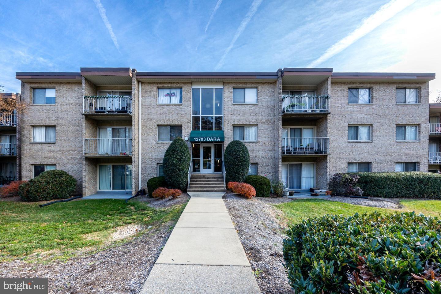 12703 DARA DR #302, WOODBRIDGE, Virginia 22192, 1 Bedroom Bedrooms, ,1 BathroomBathrooms,Residential,For sale,12703 DARA DR #302,VAPW2092500 MLS # VAPW2092500